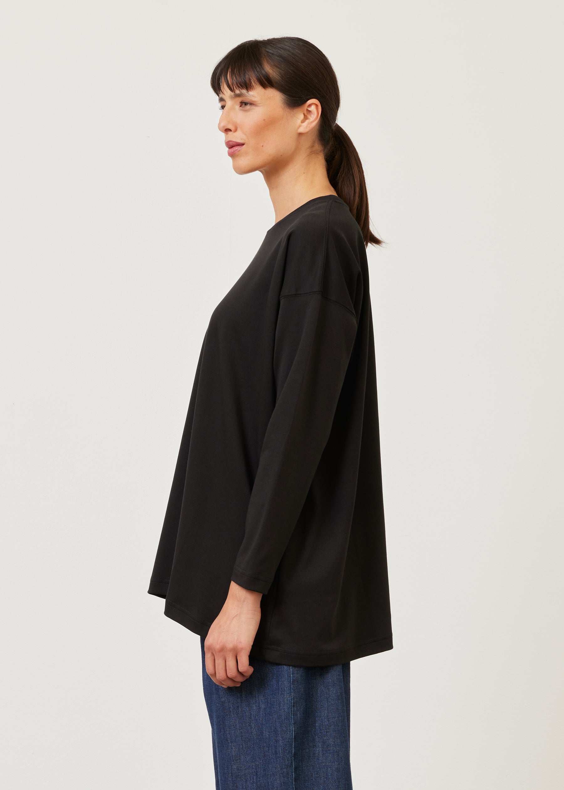 A-line long sleeve round neck - long