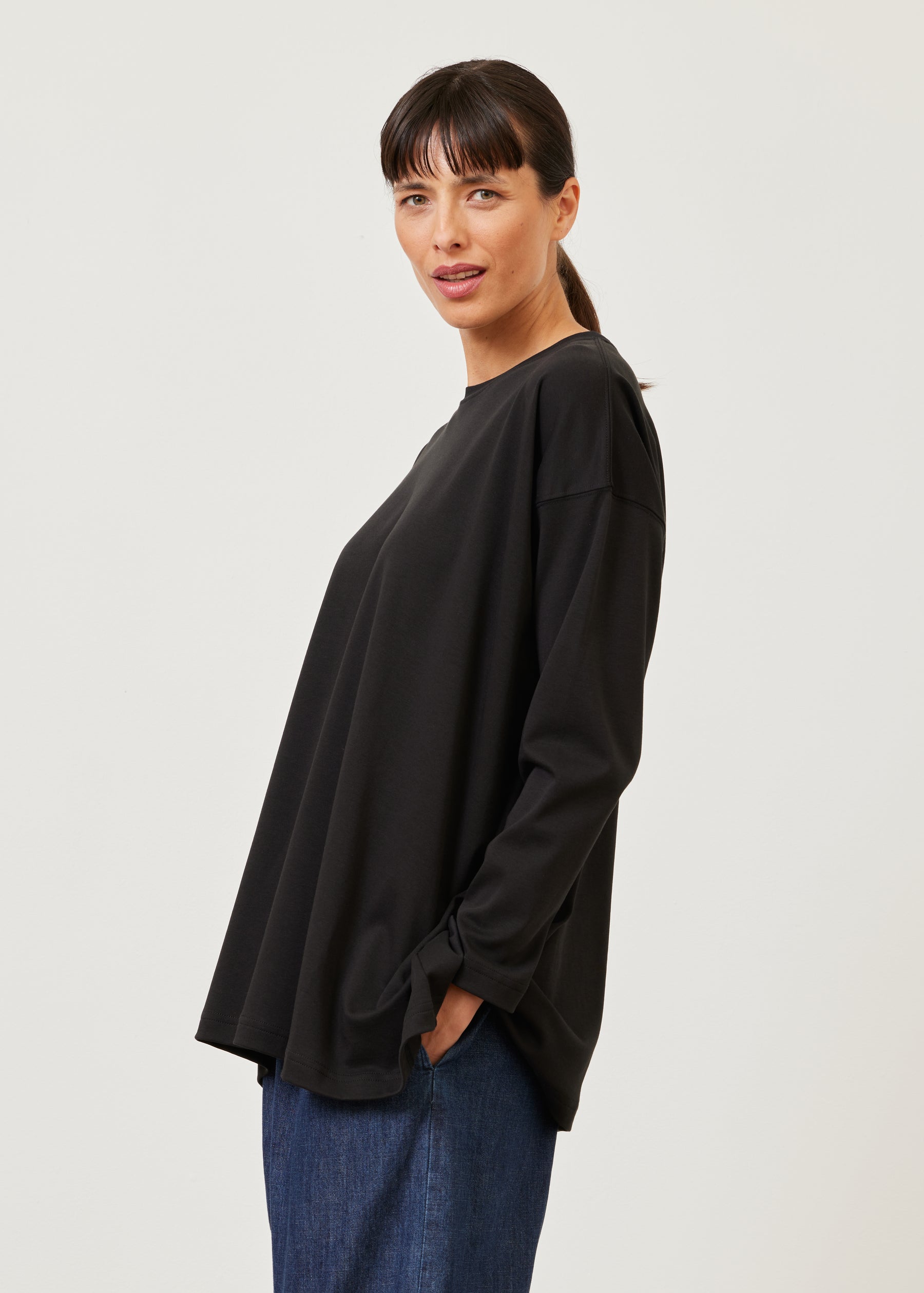 A-line long sleeve round neck - long