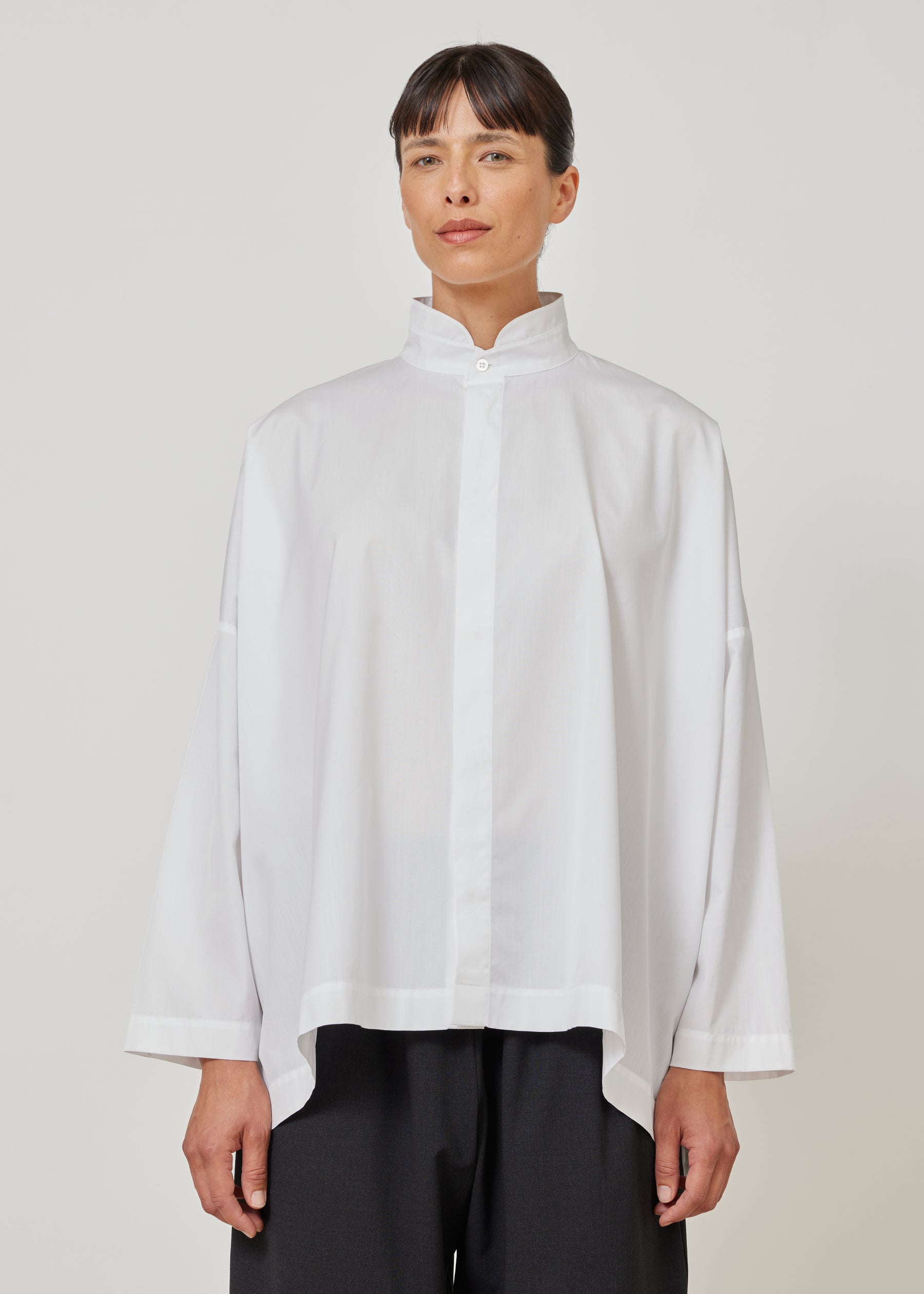 wide longer back double stand collar shirt - mid plus