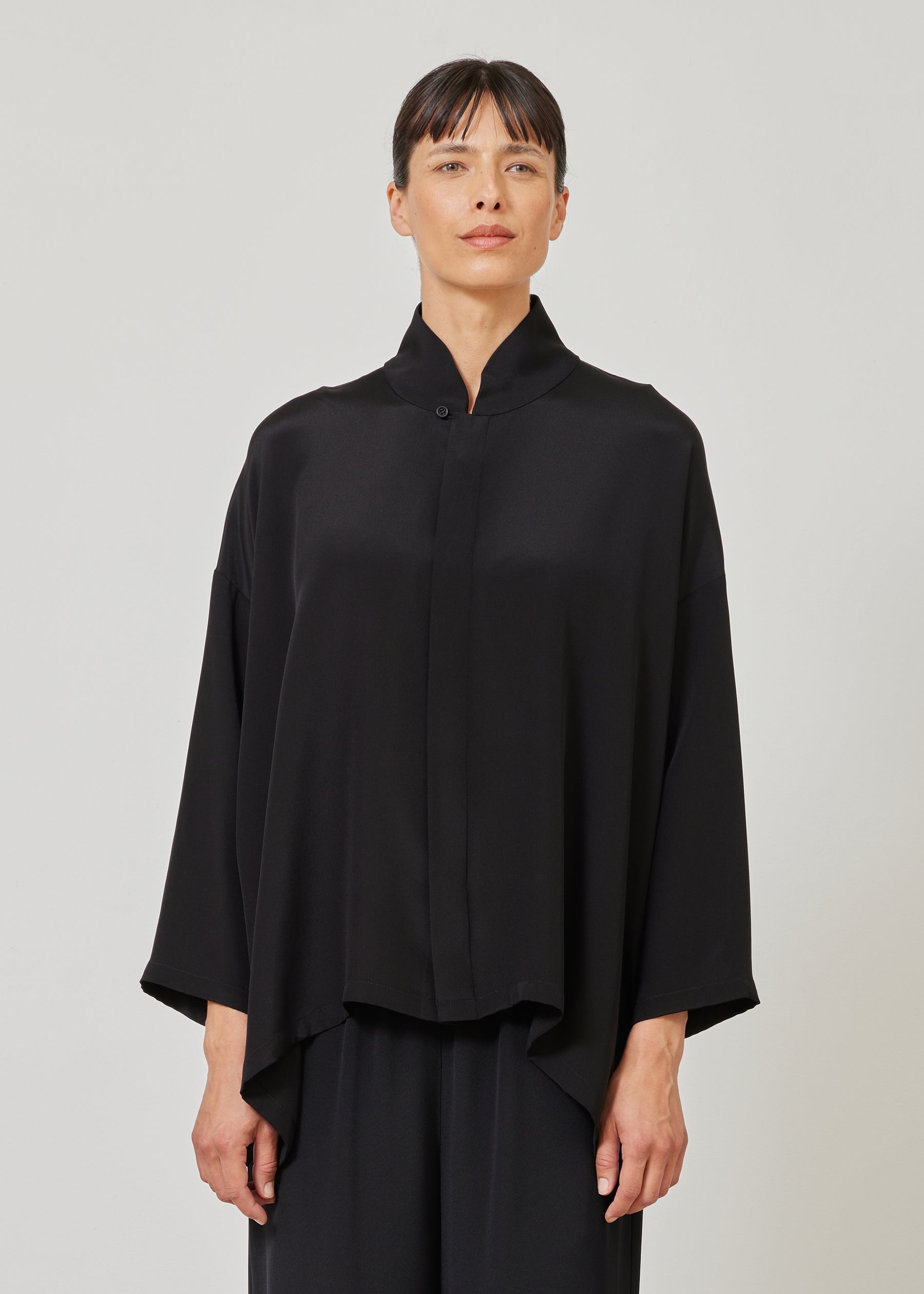 wide A-line shirt with chinese collar - mid plus