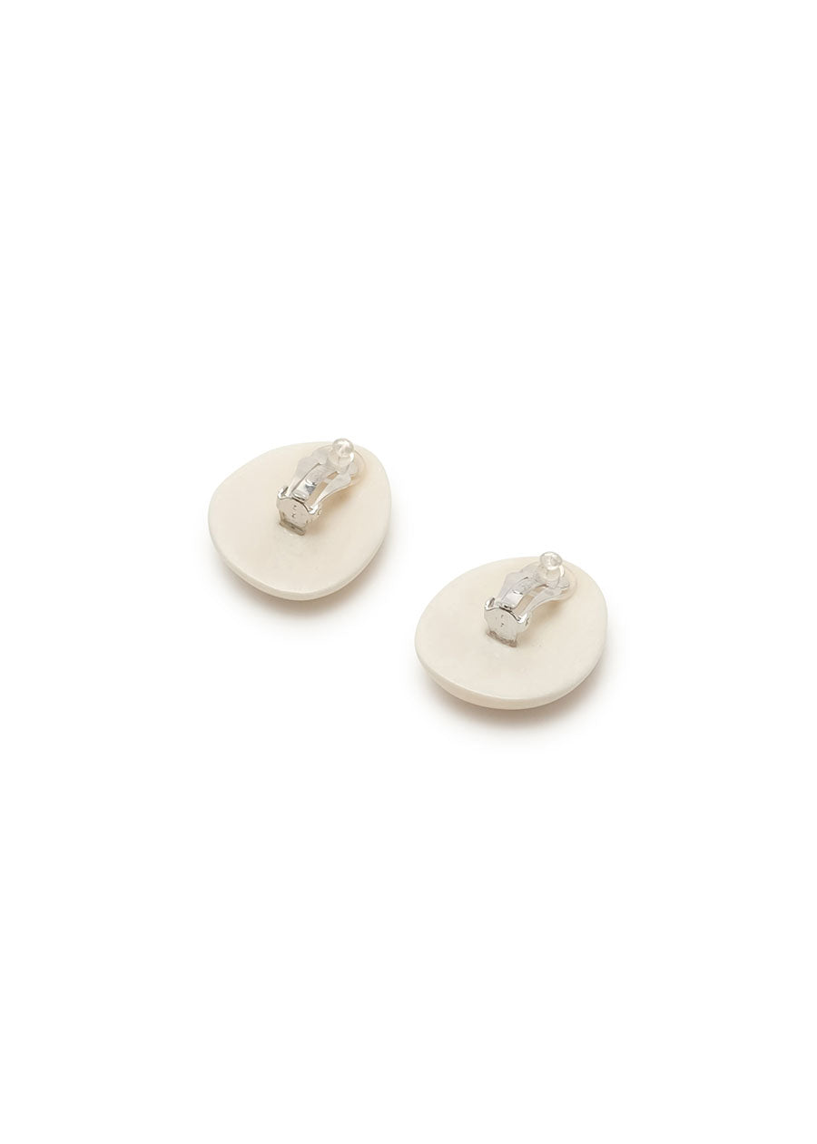 smooth oval earring