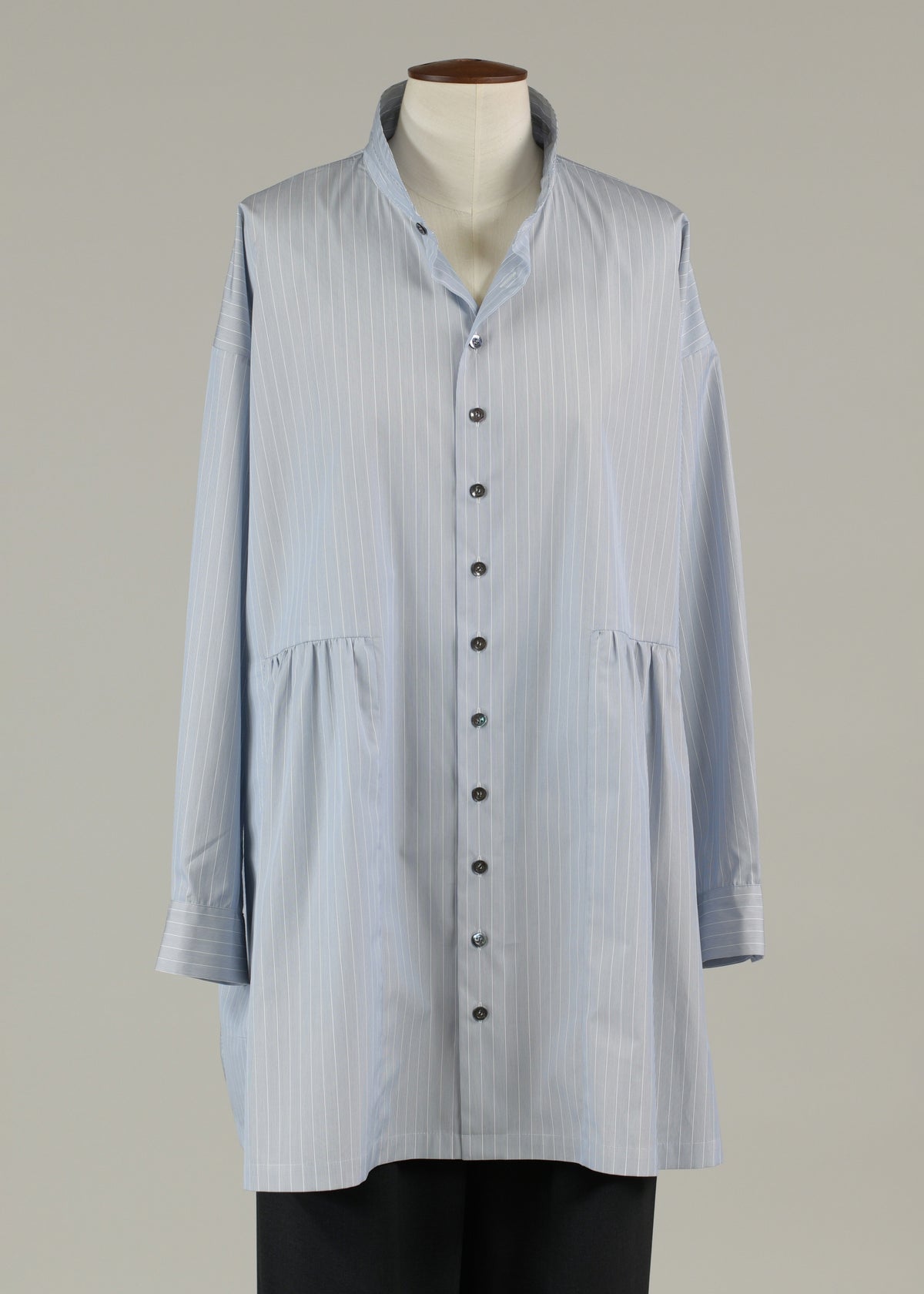 double stand collar shirt with pleated layer - long plus