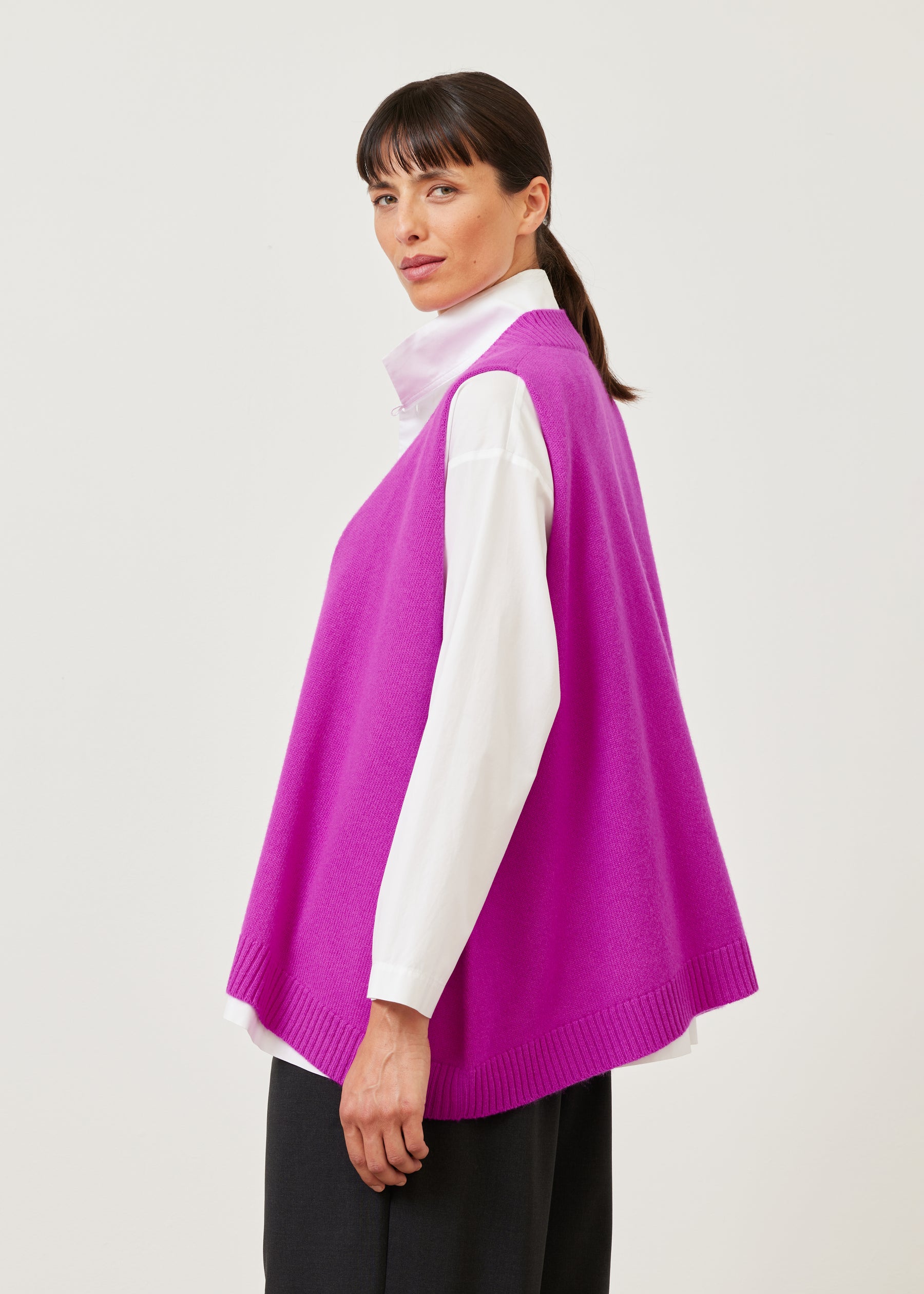 A-line sleeveless deep v-neck sweater - mid plus