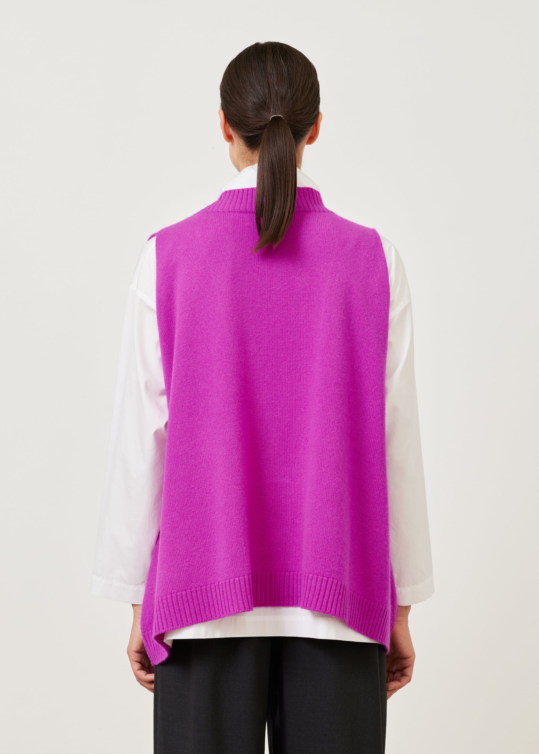 A-line sleeveless deep v-neck sweater - mid plus
