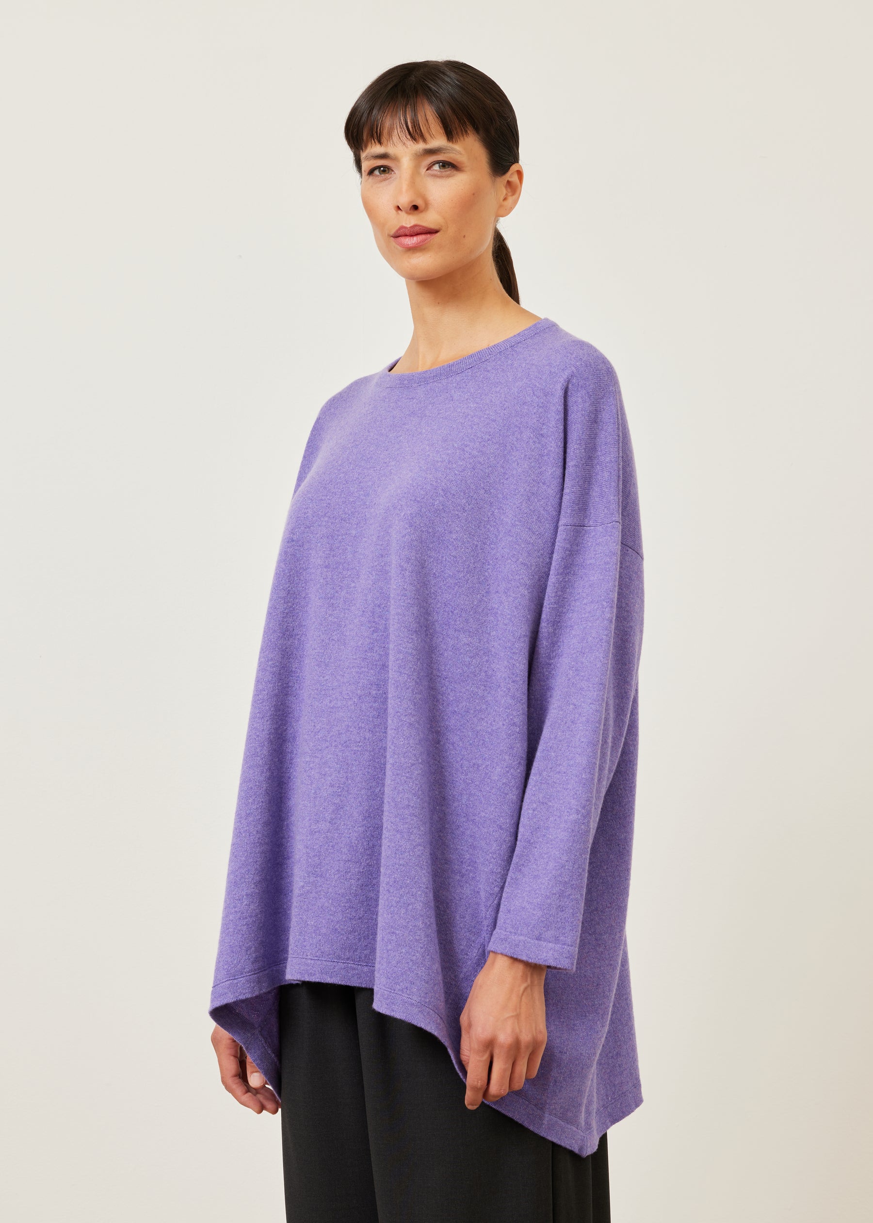 smaller front larger back round neck sweater - long