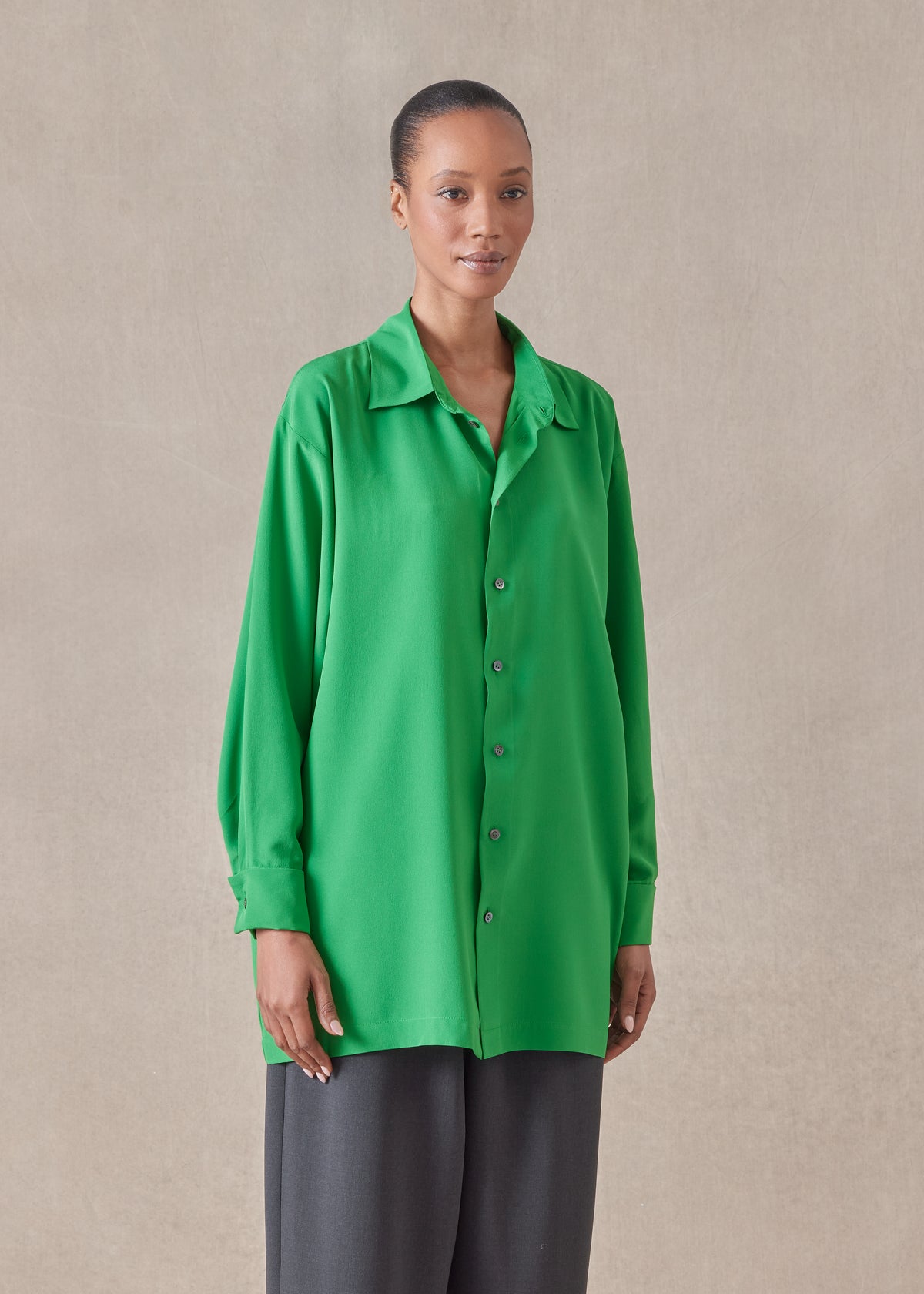 slim a-line back pleat shirt with collar-long plus