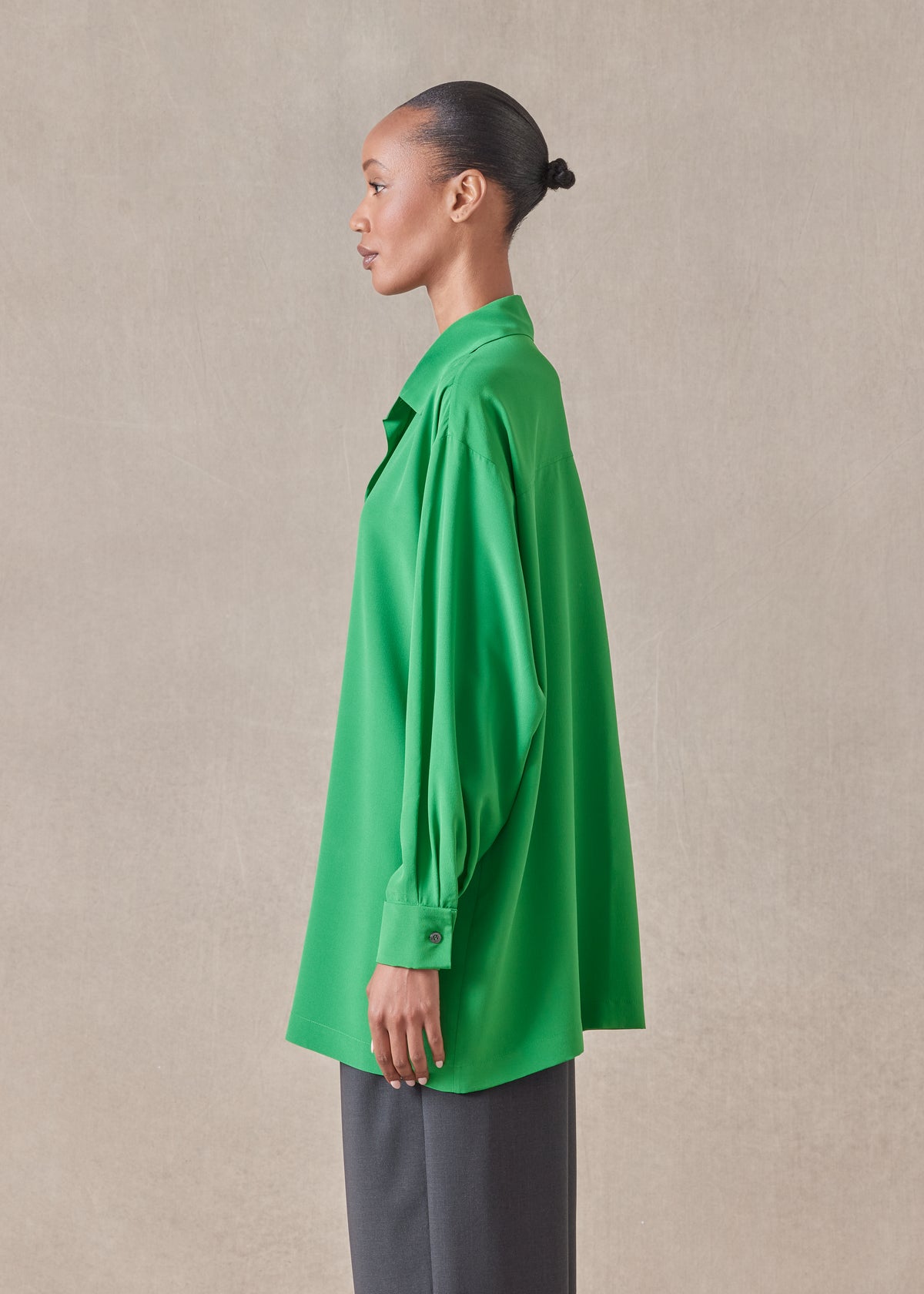 slim a-line back pleat shirt with collar-long plus