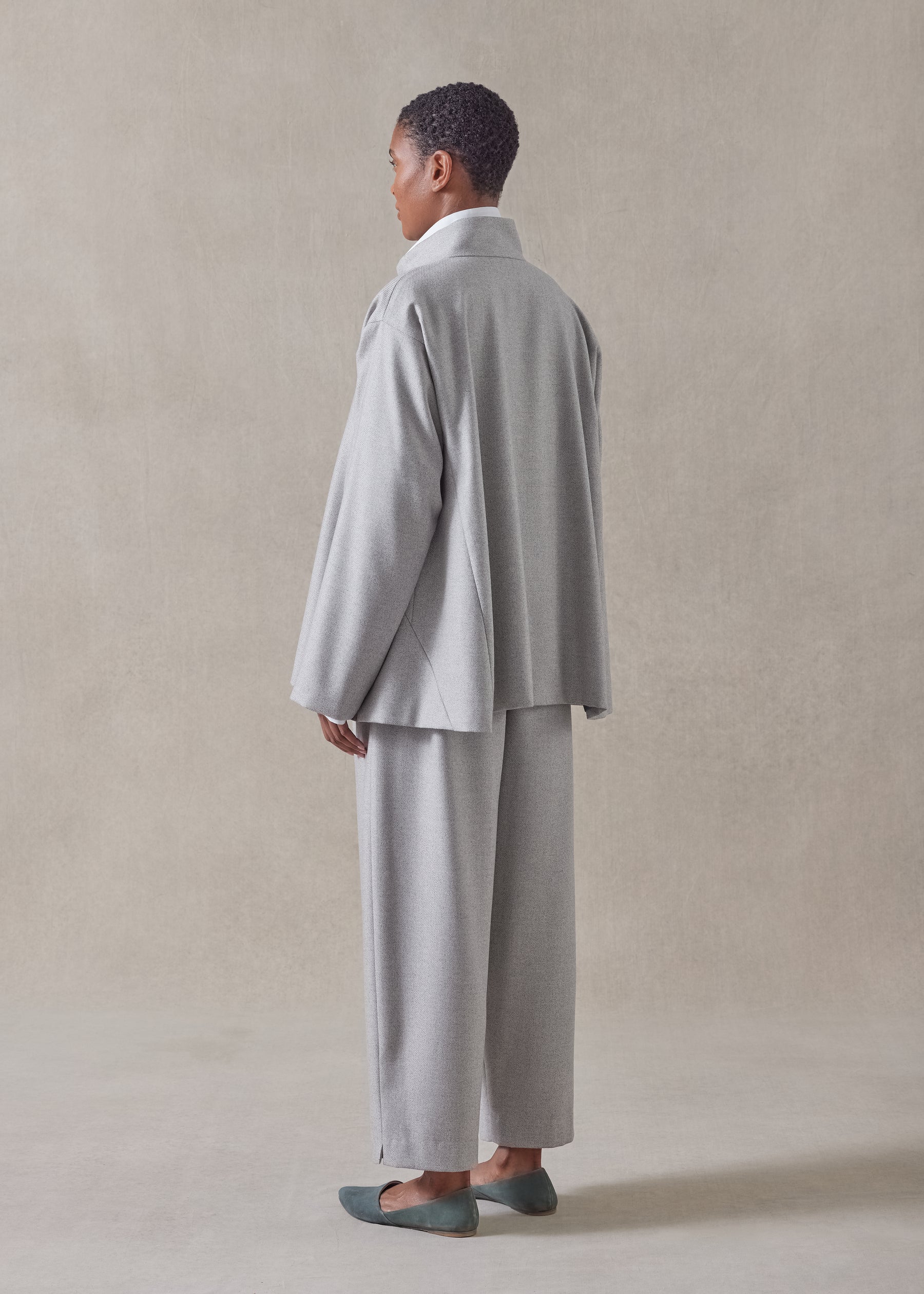 wool silk caucasus jacket with notch collar - mid plus