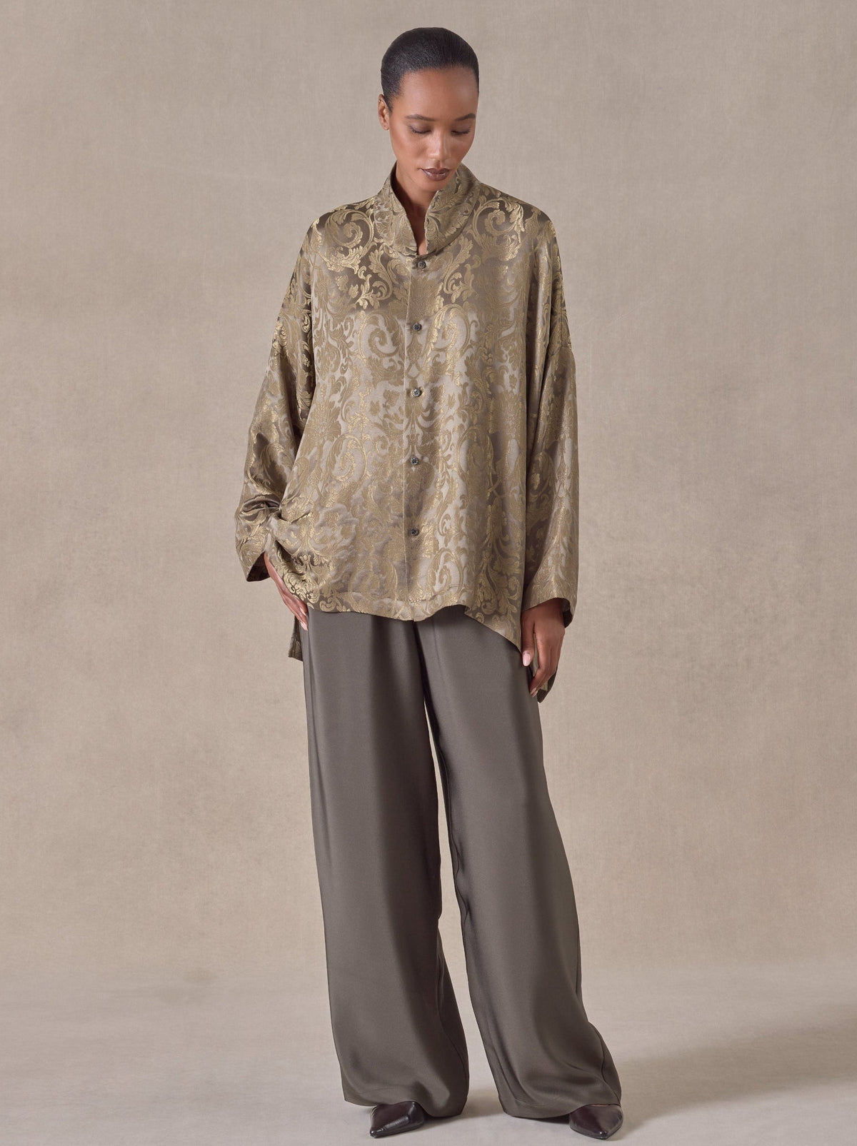 silk mix wide longer back chinese collar shirt - mid plus (olivedark)