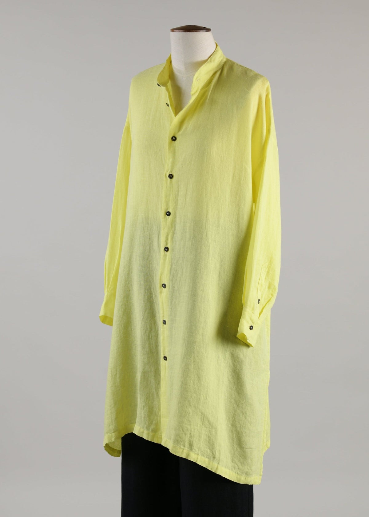 linen wide a-line collarless shirt - very long with slits (lemonsour)