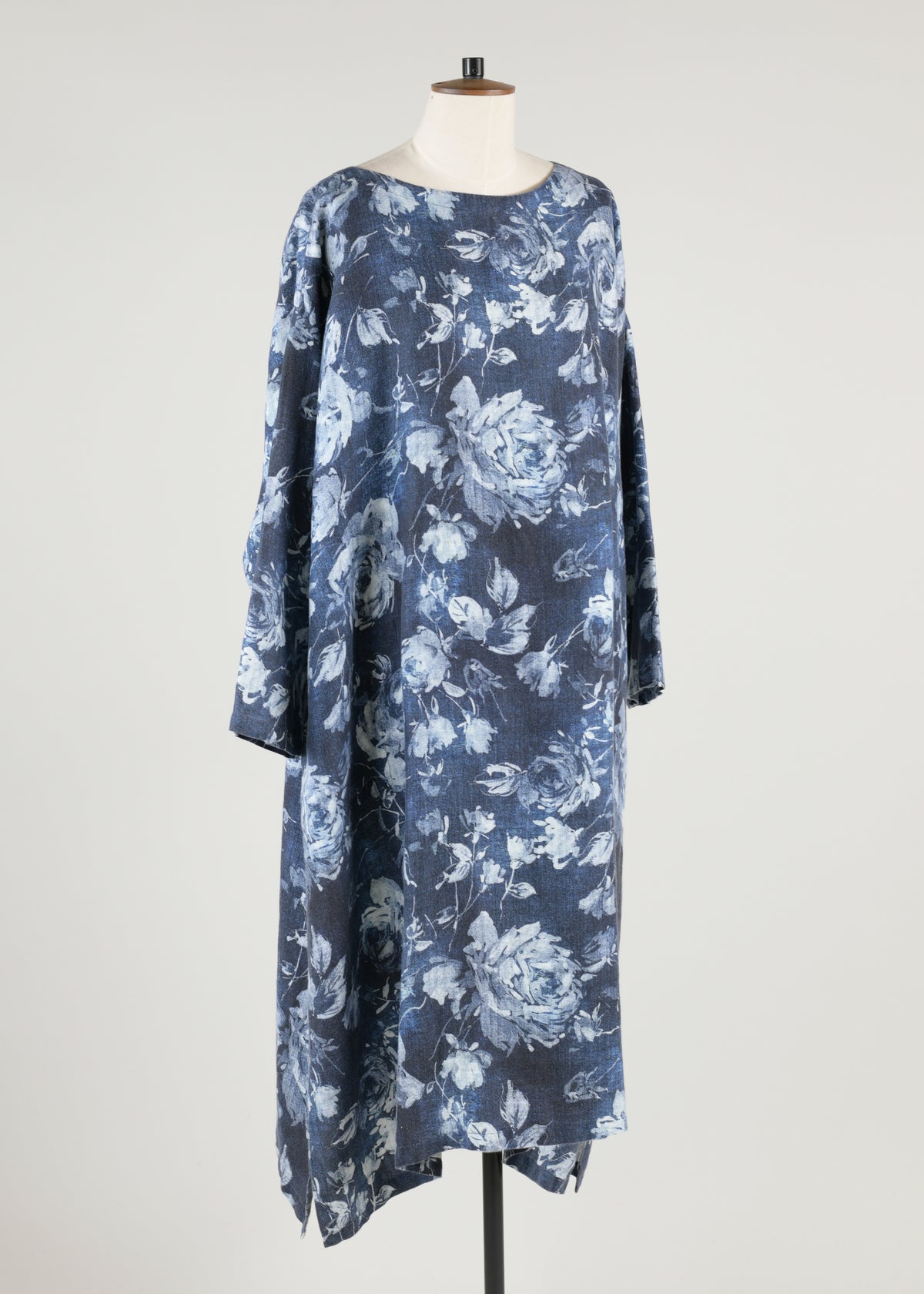 wide a-line scoop neck dress