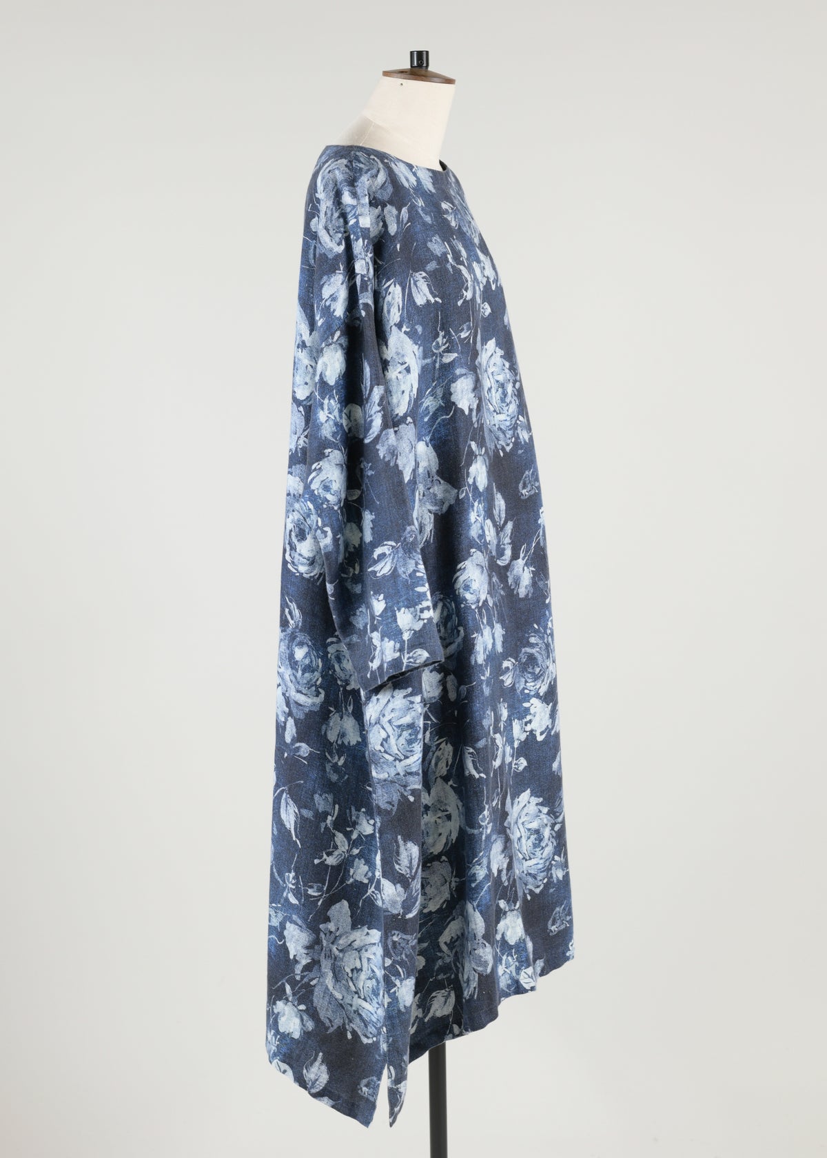 wide a-line scoop neck dress