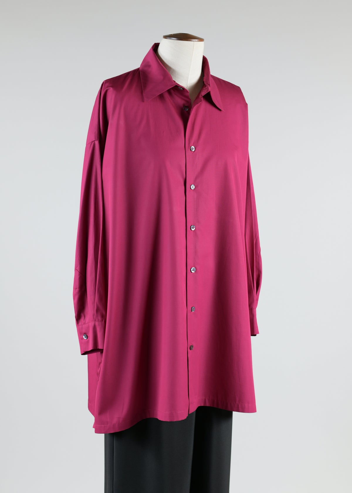 wide a-line back pleat shirt with collar - long plus