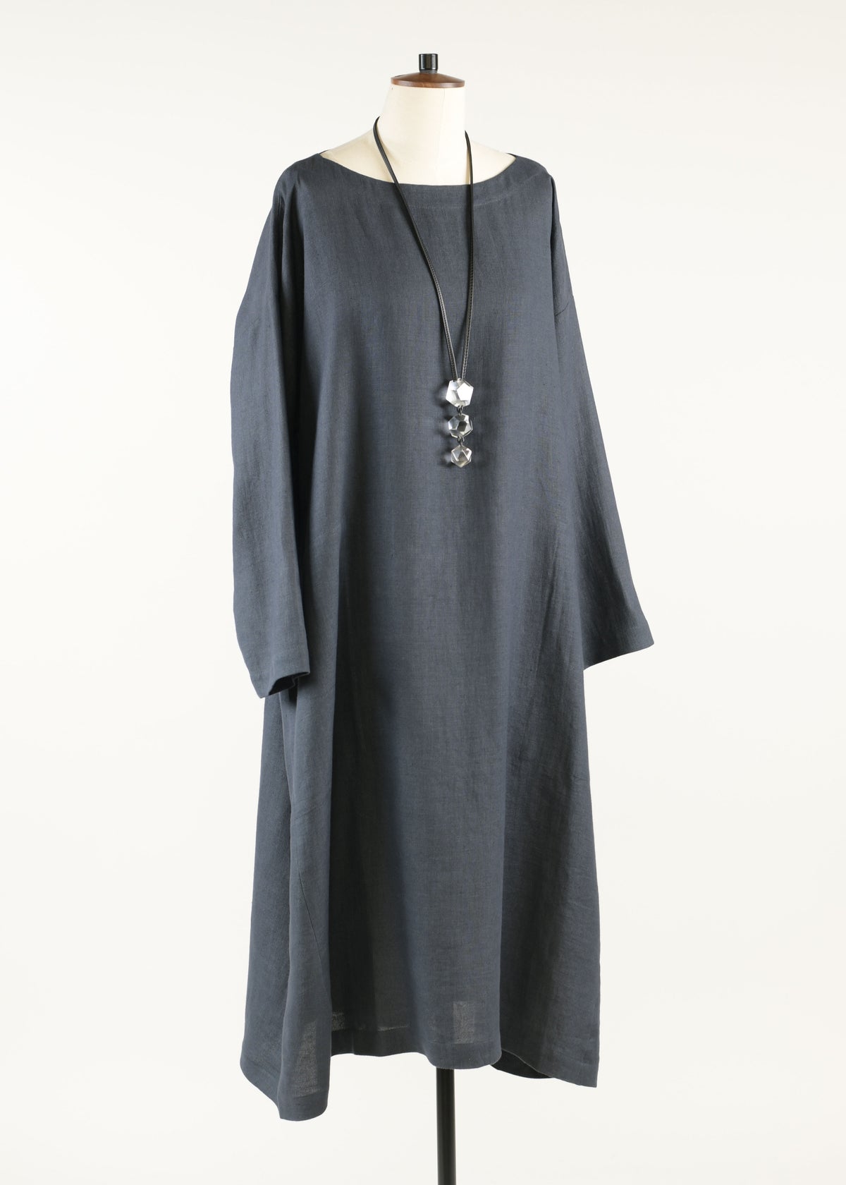 linen angle-to-front side seam scoop neck dress