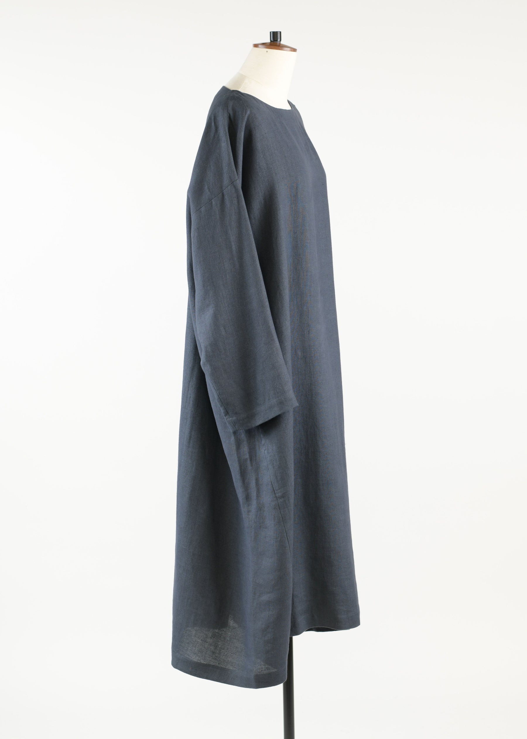 linen angle-to-front side seam scoop neck dress