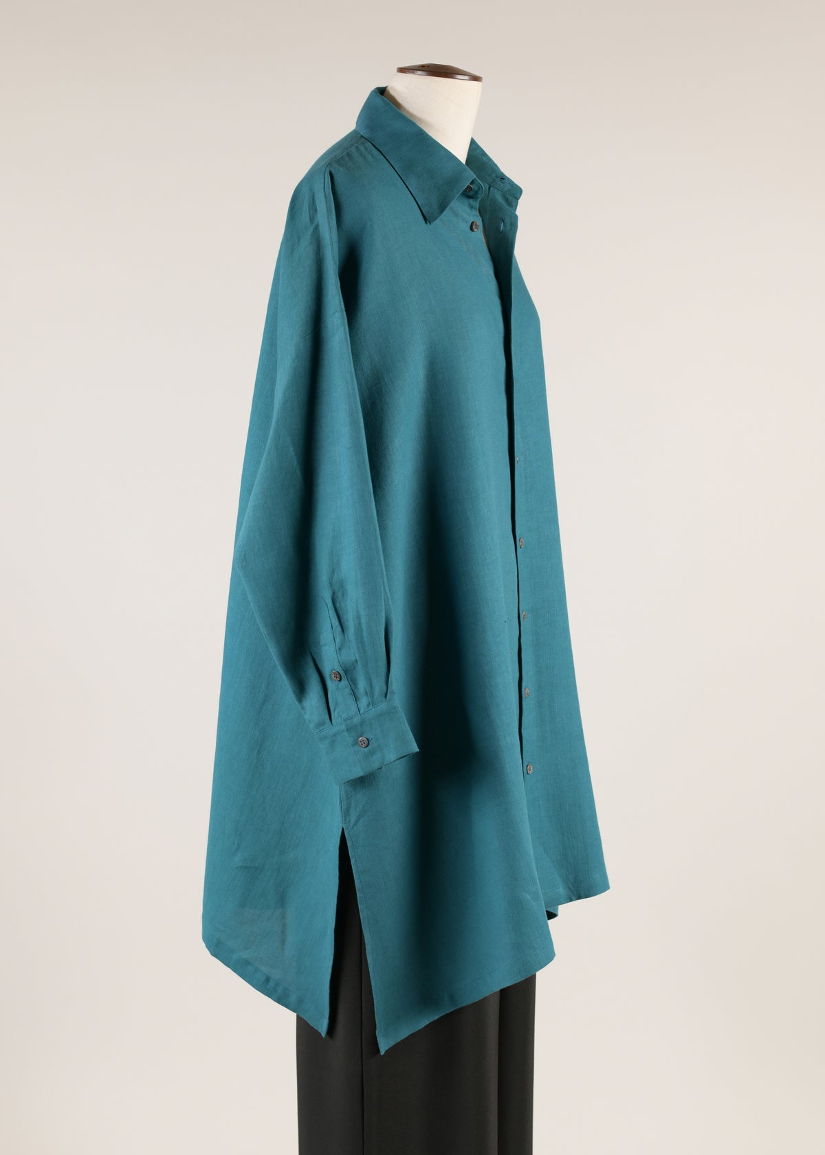 wide a-line shirt with collar - very long with slits