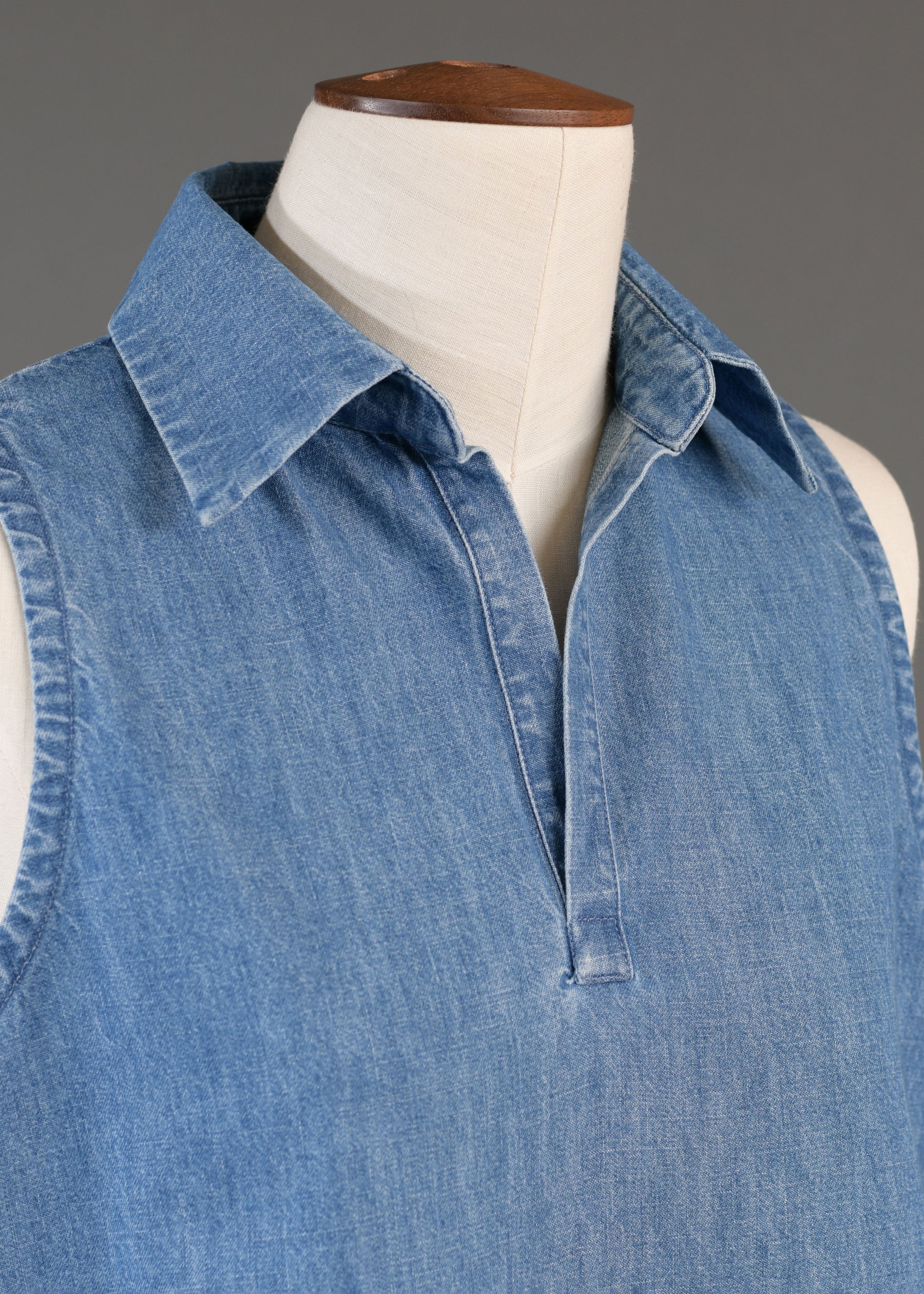 cotton denim A-line shell with collar and front placket opening - mid plus