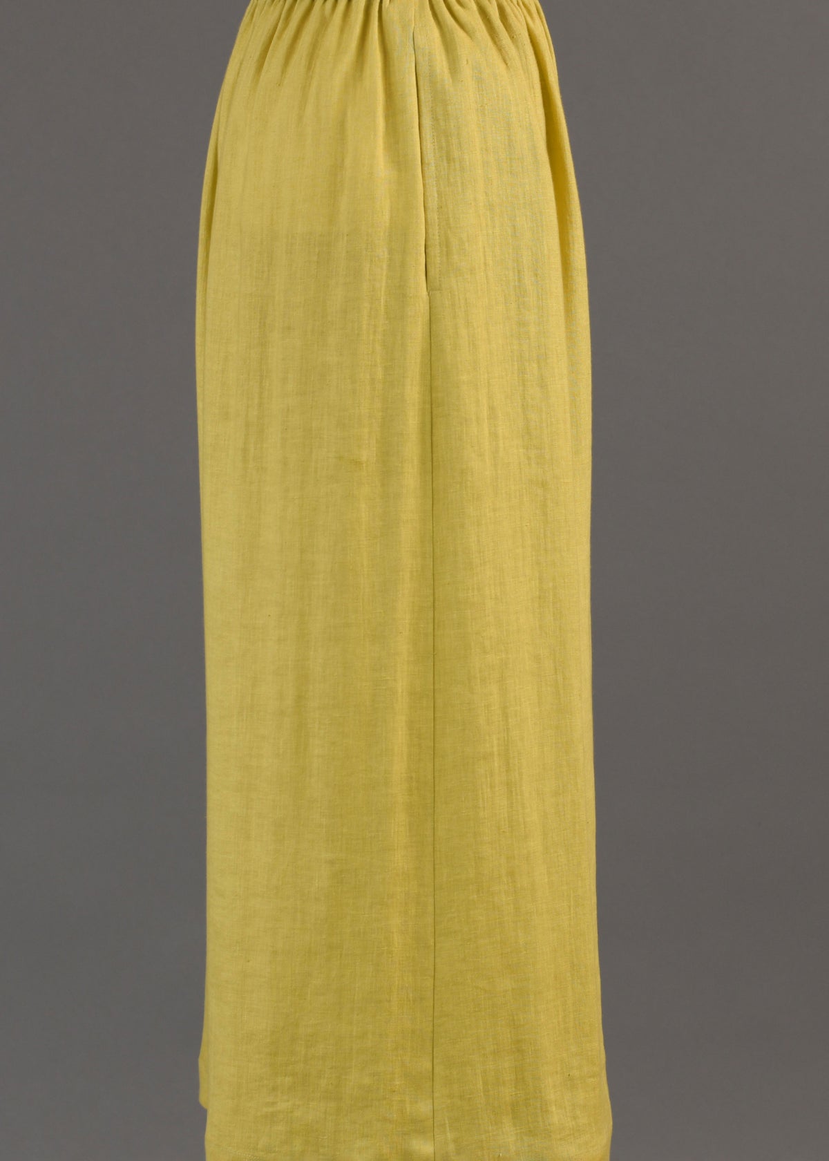 linen flared cropped trouser