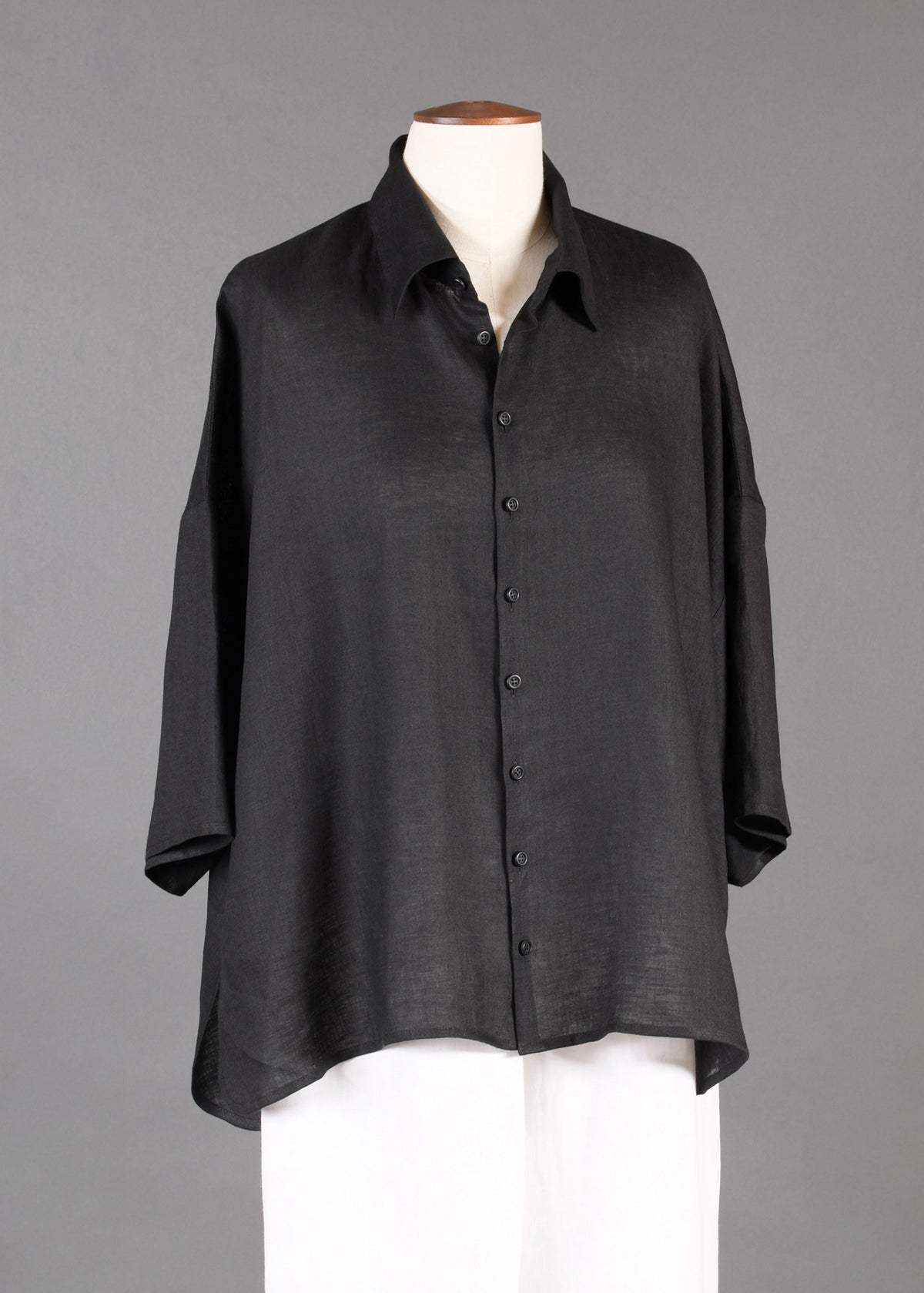 linen sloped shoulder wide a-line short sleeve shirt with collar - mid in black
