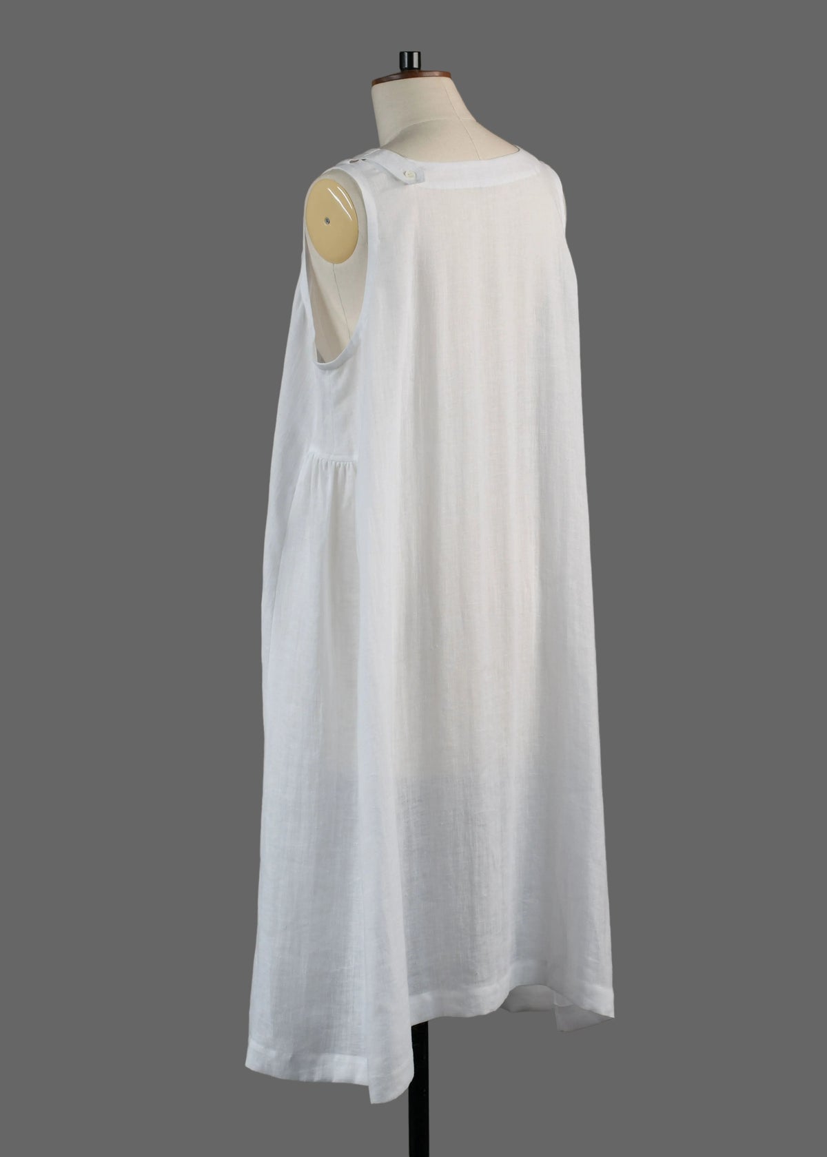 handkerchief linen 3/4 length side pleated sleeveless dress