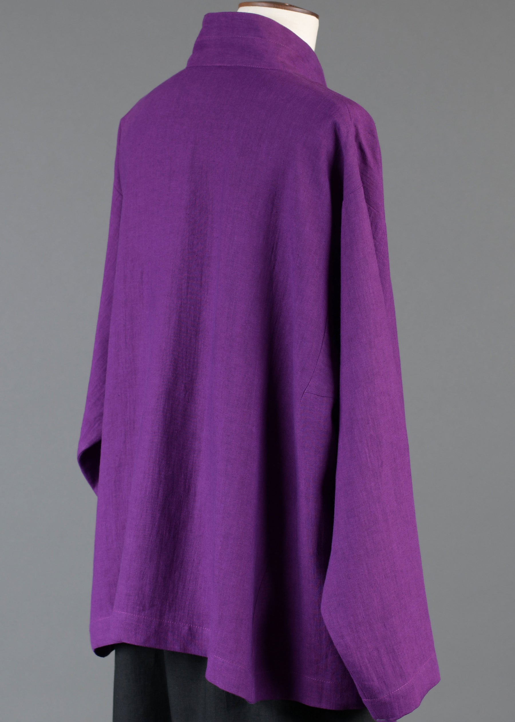 linen side panelled shirt w/dbl stand col - mid plus
