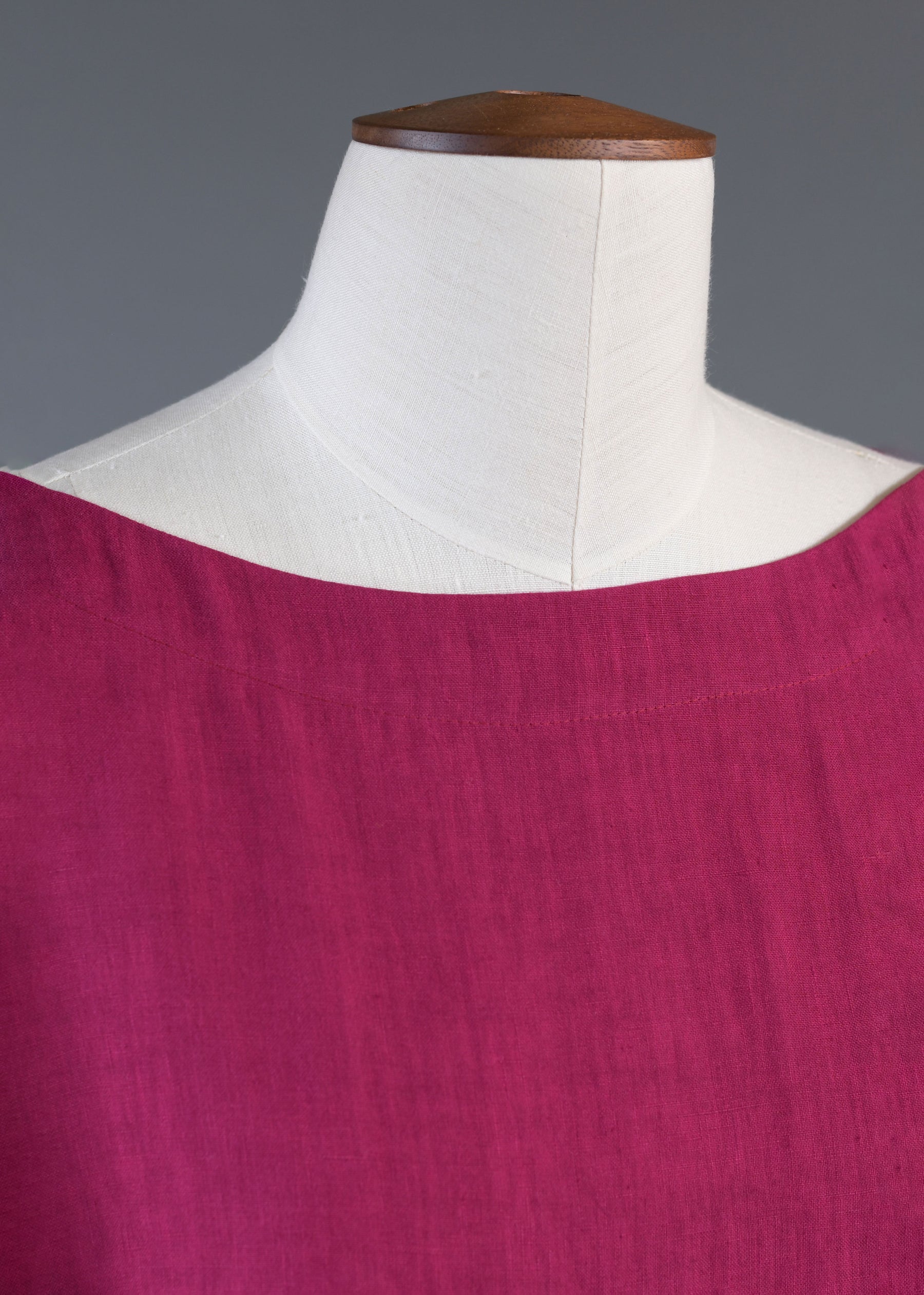 linen angle-to-front 3/4 slv scoop neck tunic - long