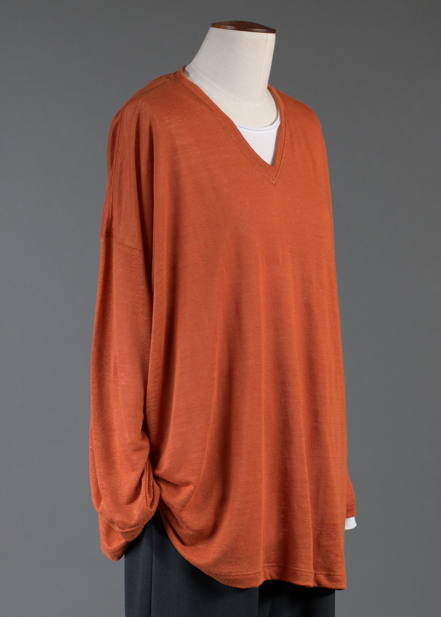 linen long sleeve v neck t-shirt - long
