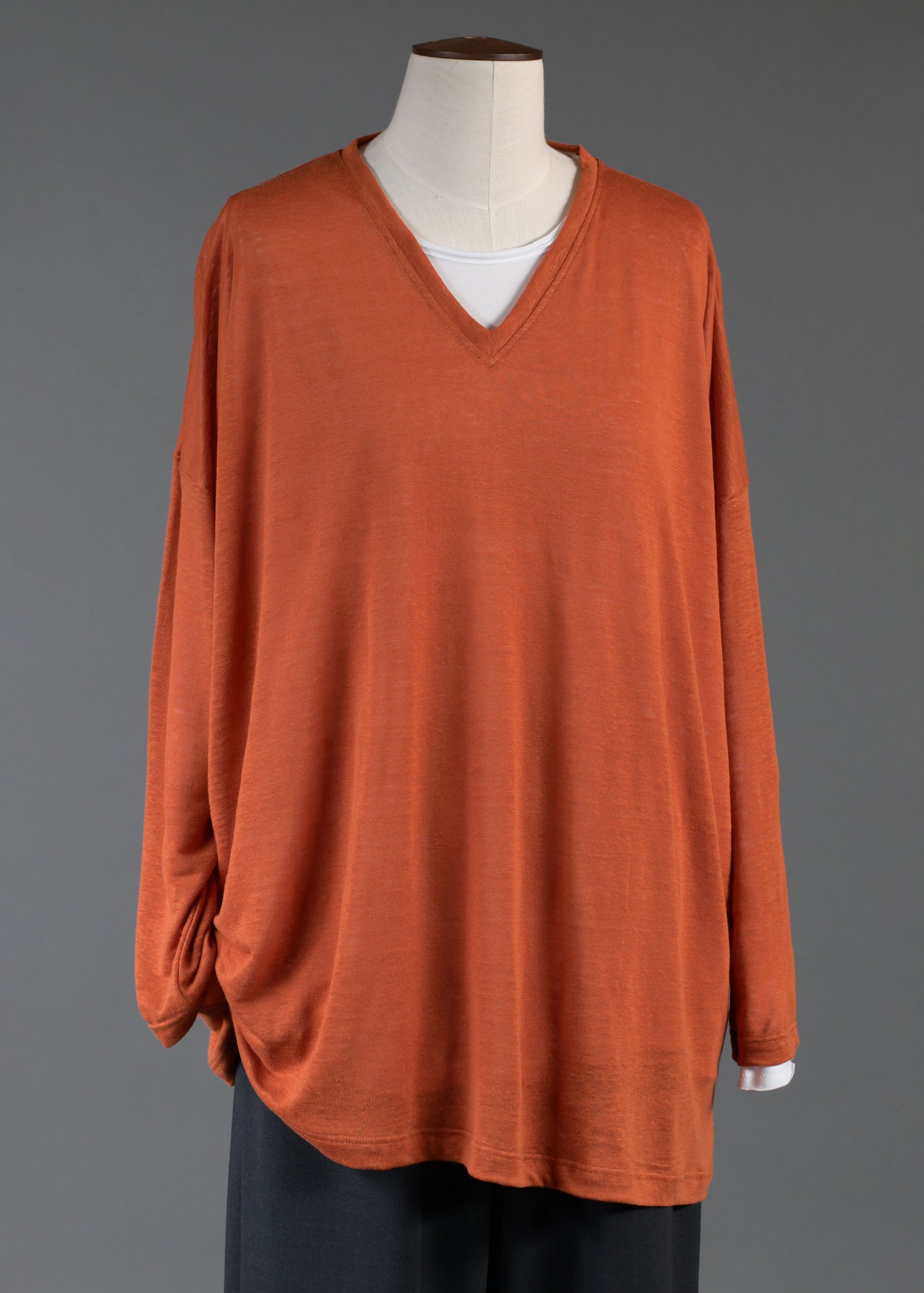 long sleeve v neck t-shirt - long