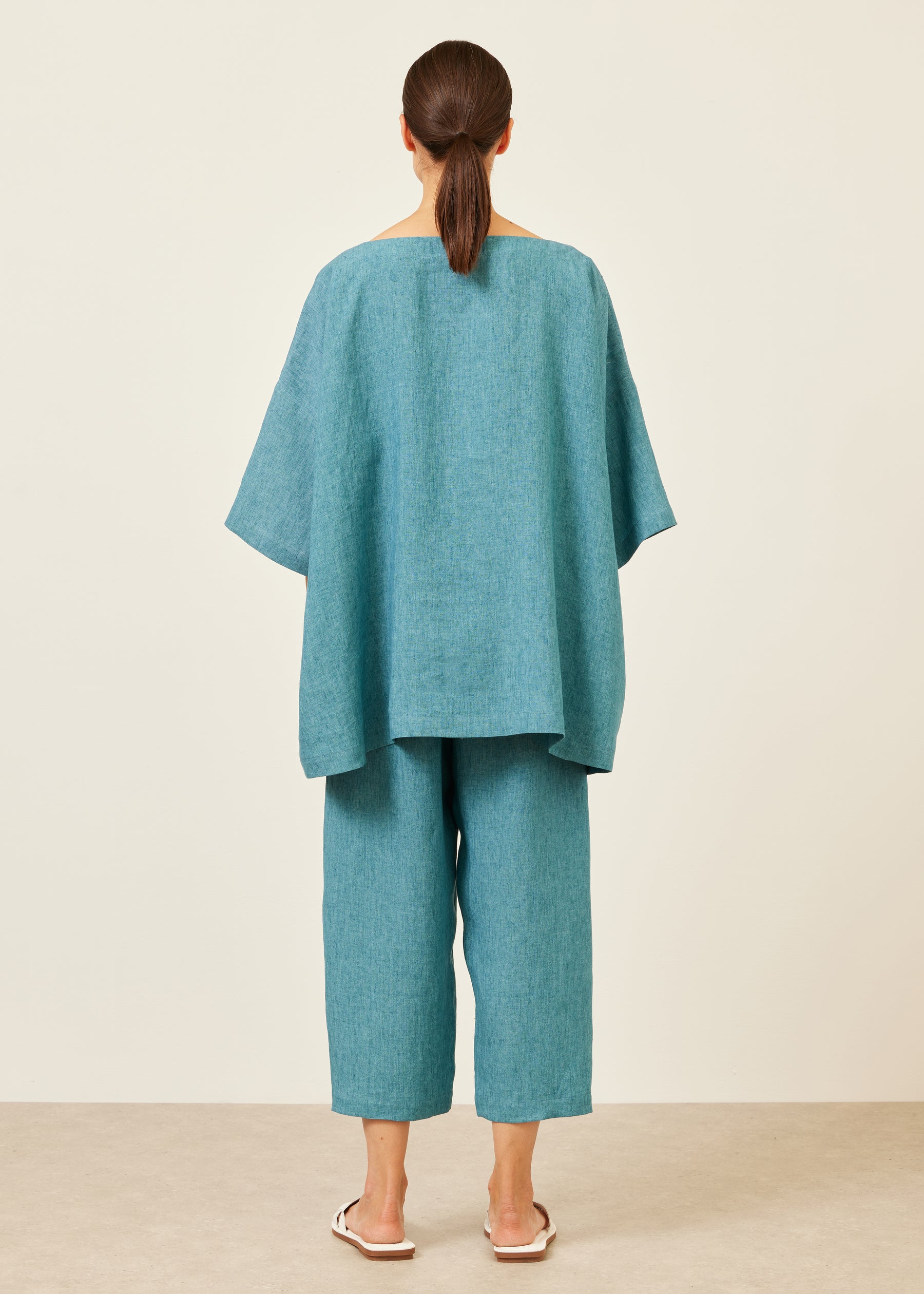 linen angle-to-front 3/4 sleeve scoop neck tunic - long