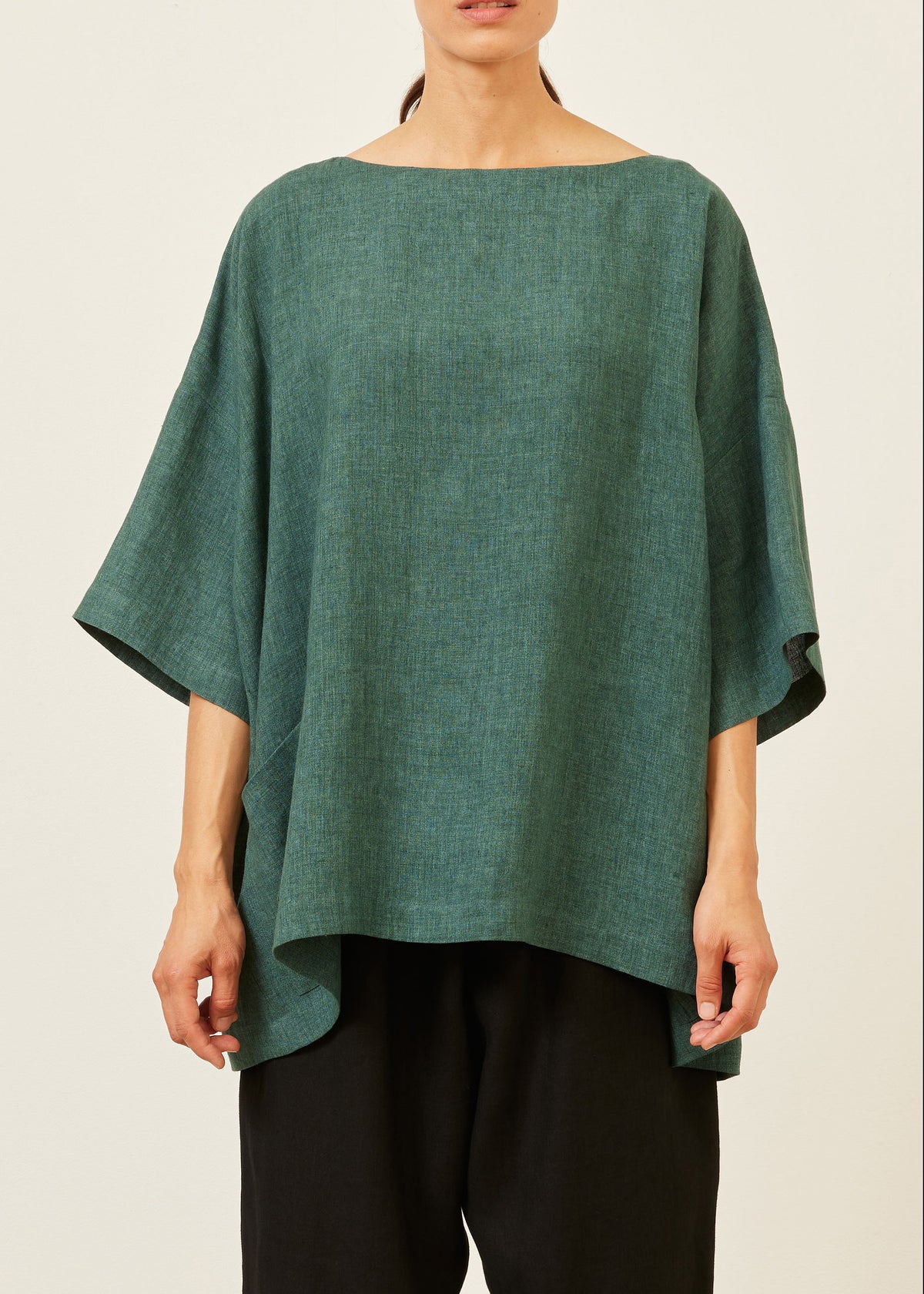 linen angle-to-front 3/4 sleeve scoop neck tunic  - long