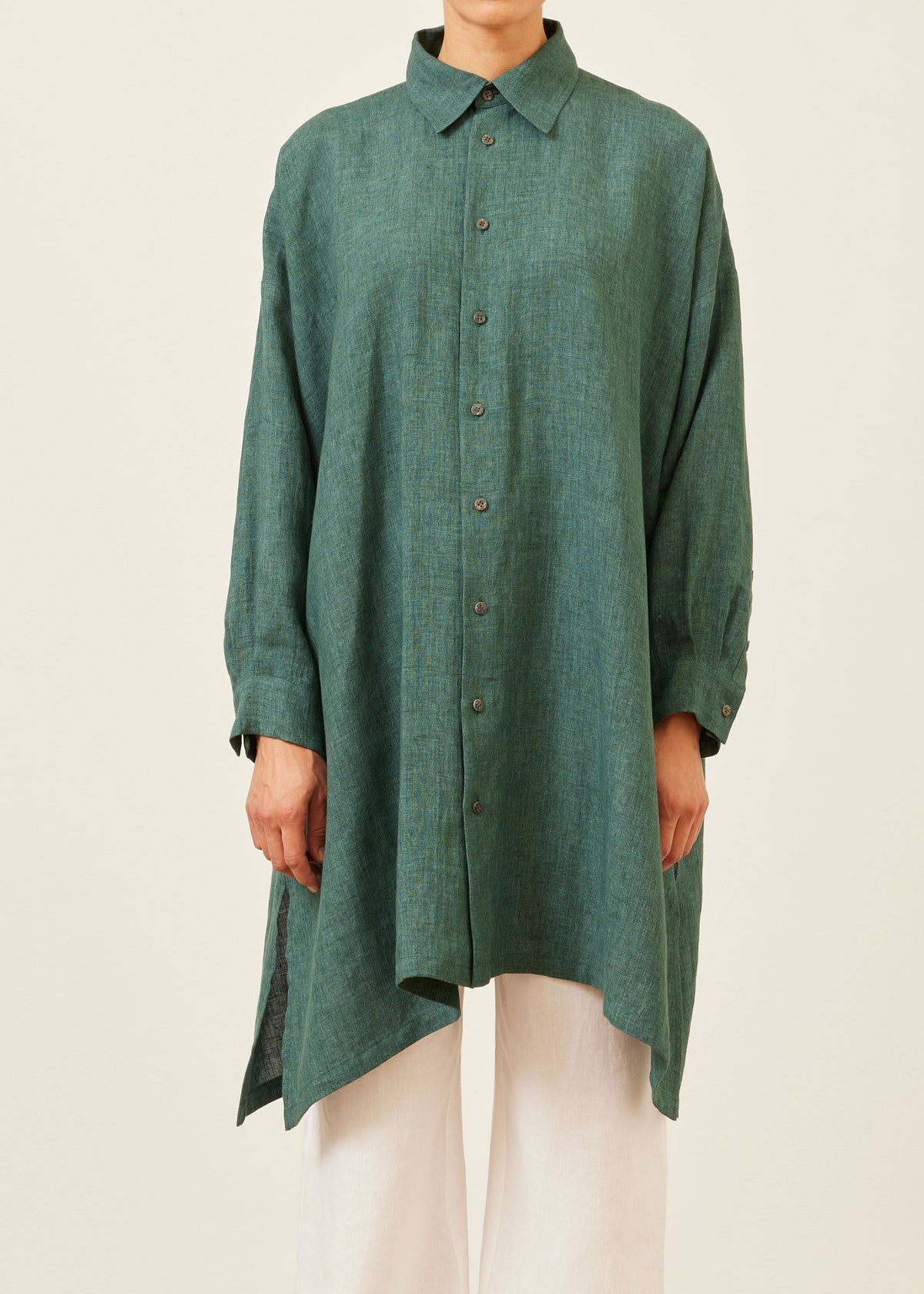 linen wide a-line shirt with collar - very long with slits