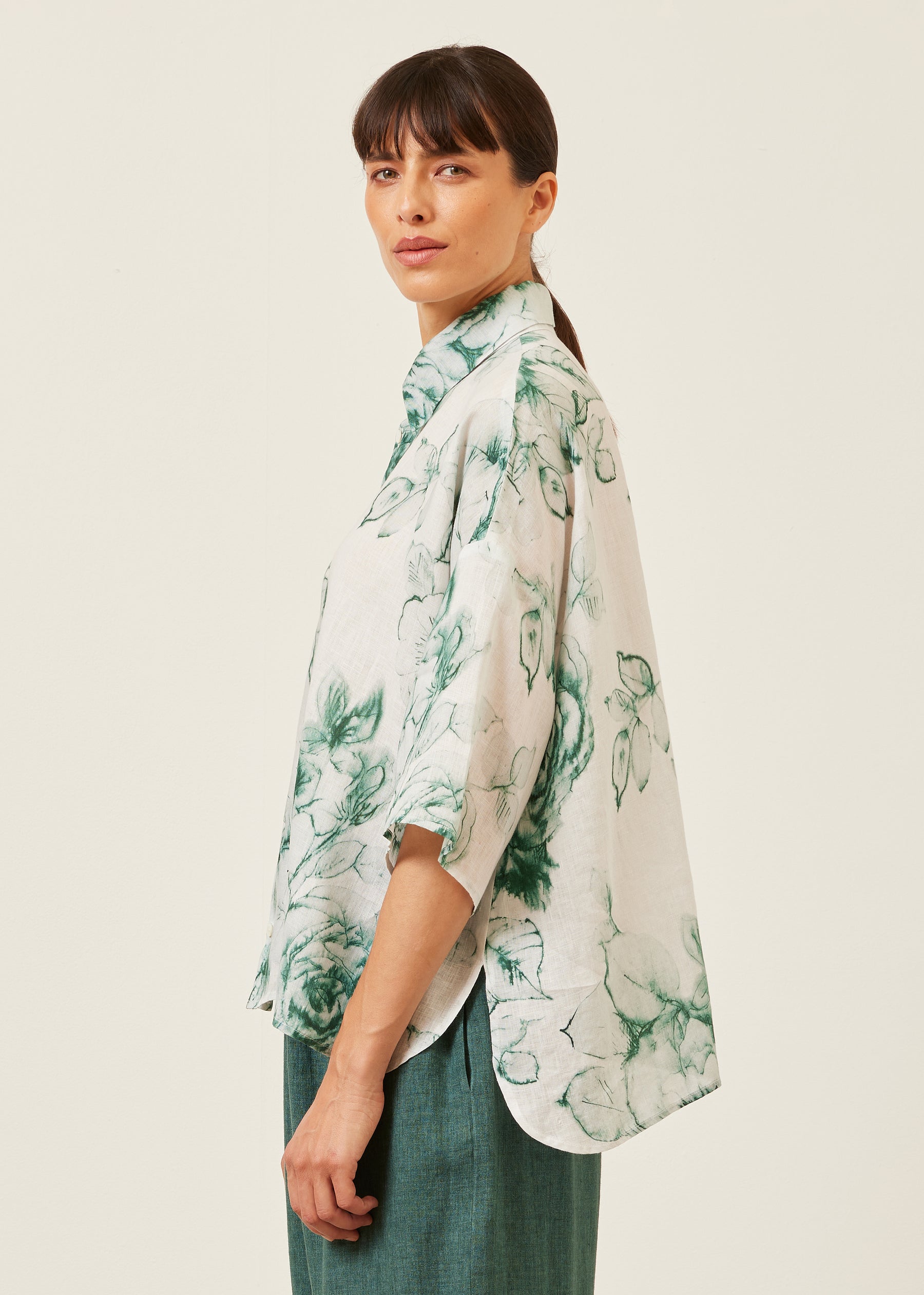 linen sloped shoulder wide a-line short sleeve shirt with collar - mid