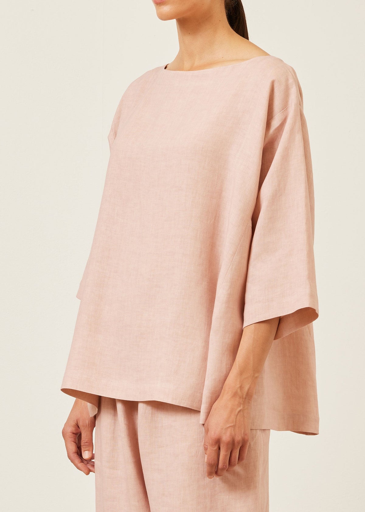 linen side panelled 3/4 sleeve scoop neck tunic - mid plus