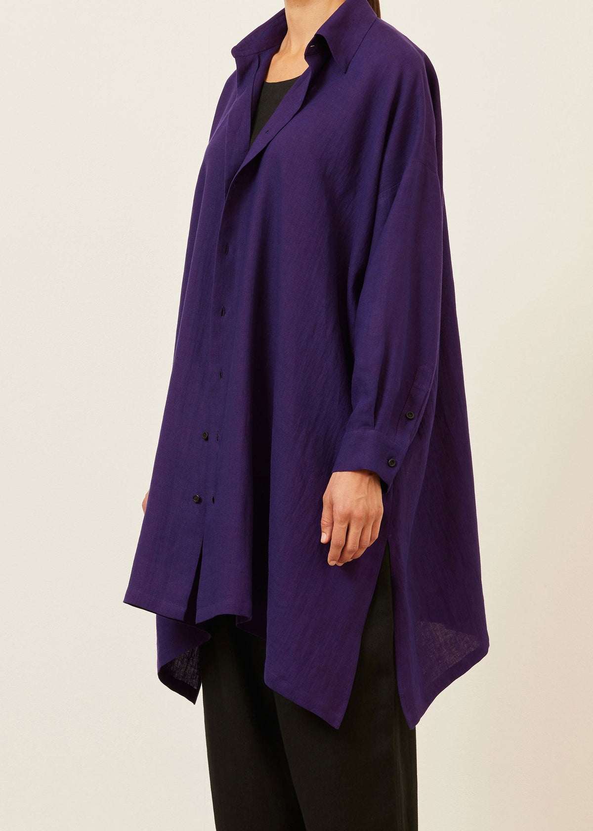 linen wide a-line shirt with collar - very long with slits