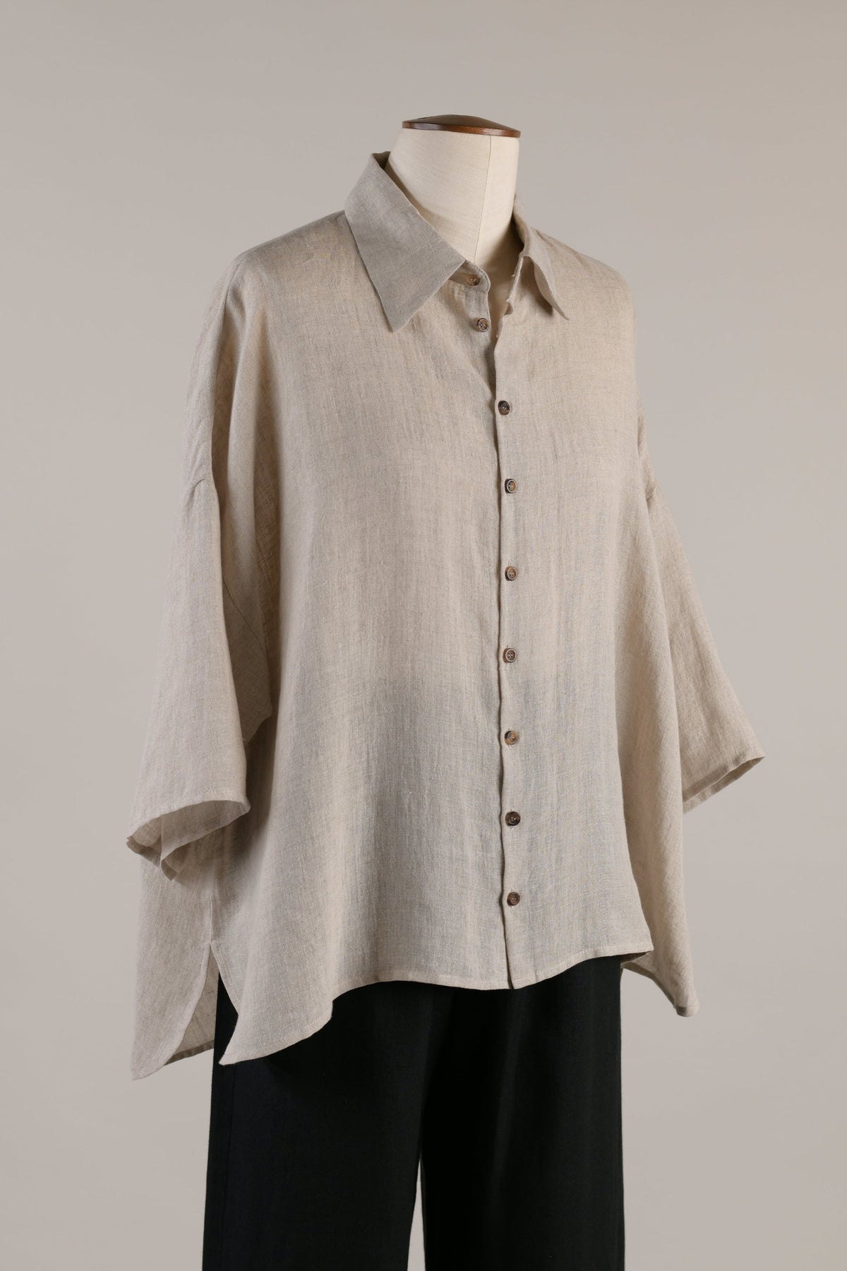 linen sloped shoulder wide a-line shirt with collar - mid (natural)
