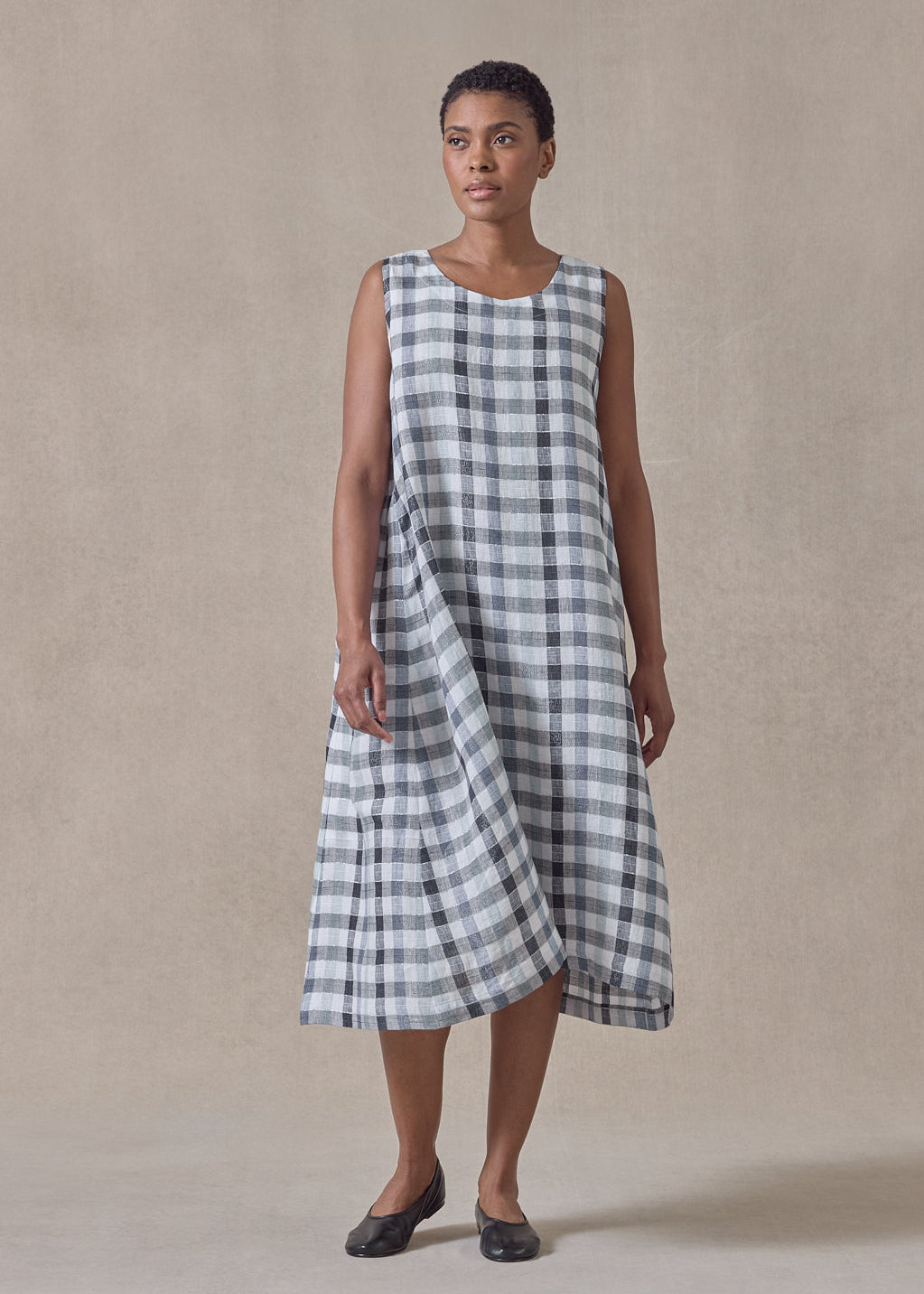 linen mix 3/4 length side pleated sleeveless dress (bluecheck)
