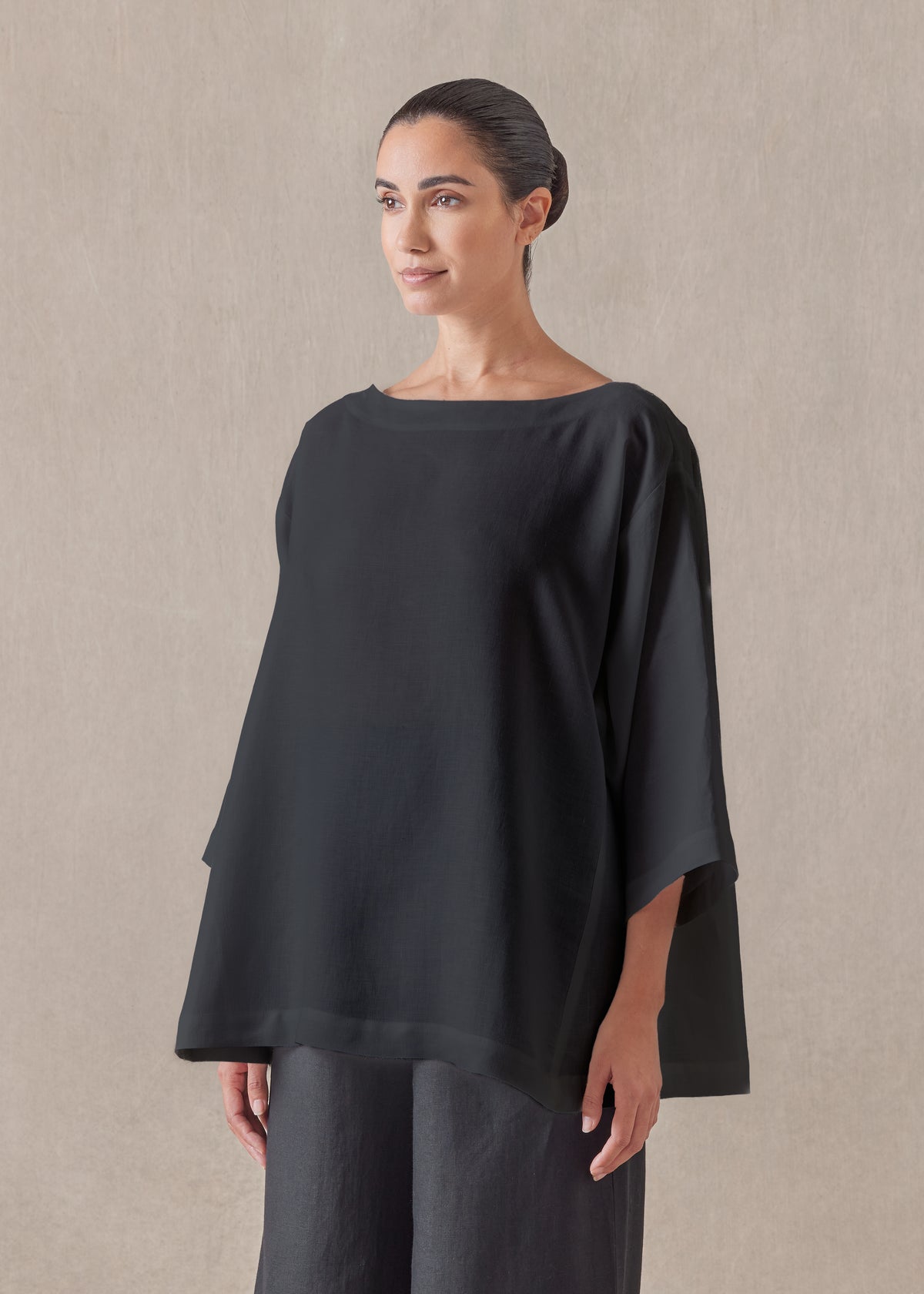 linen side panelled 3/4 sleeve scoop neck tunic mid plus