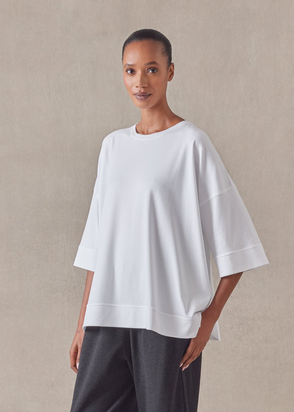 cotton jersey round neck 3/4 sleeve top with hembands - mid plus (white)