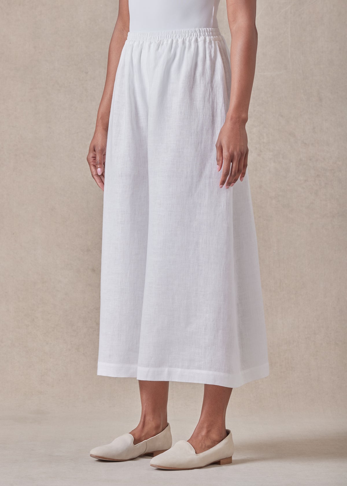 handkerchief linen flared culotte (white)