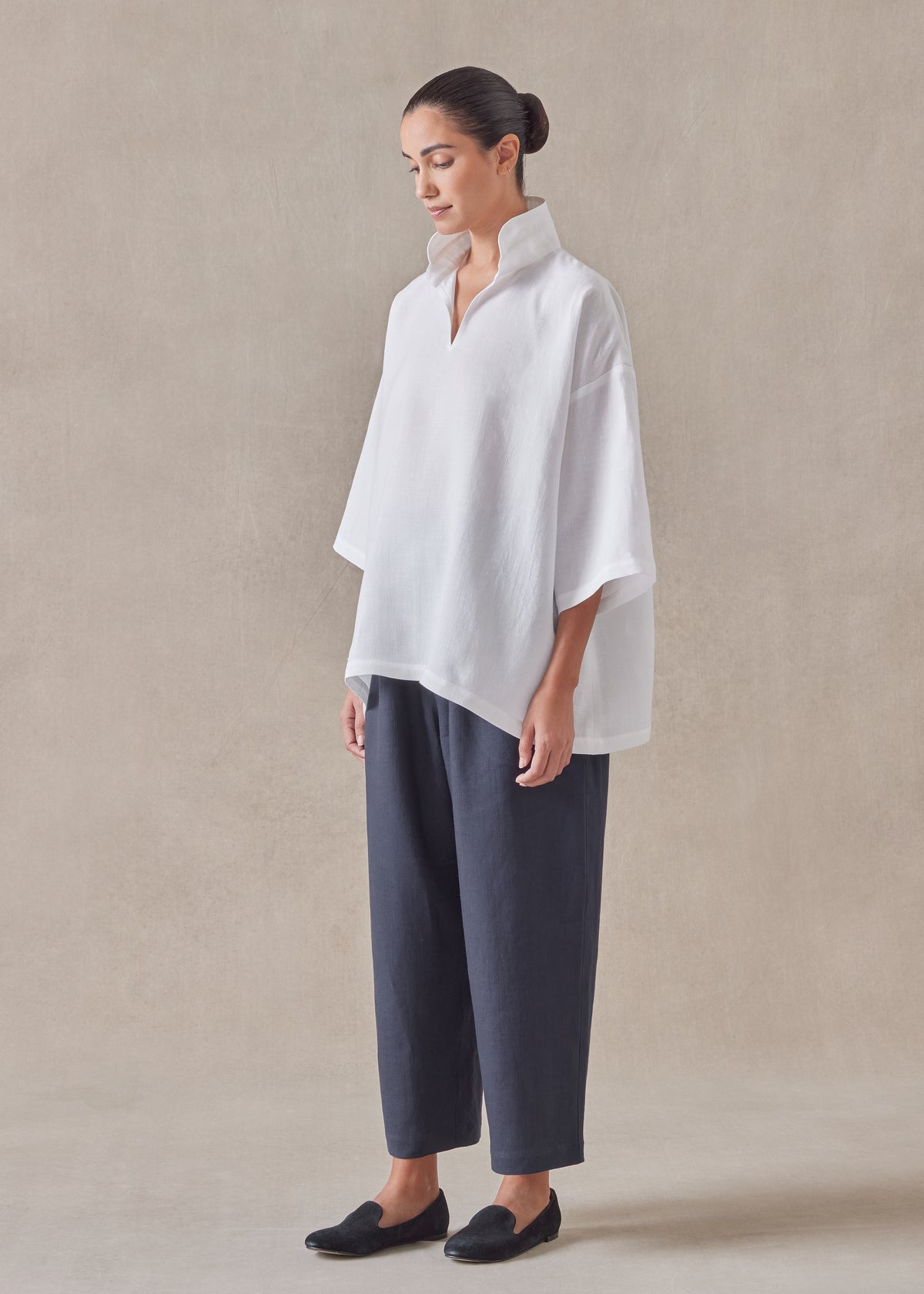 lightweight linen a-line short sleeve tunic with double stand collar - mid (white)