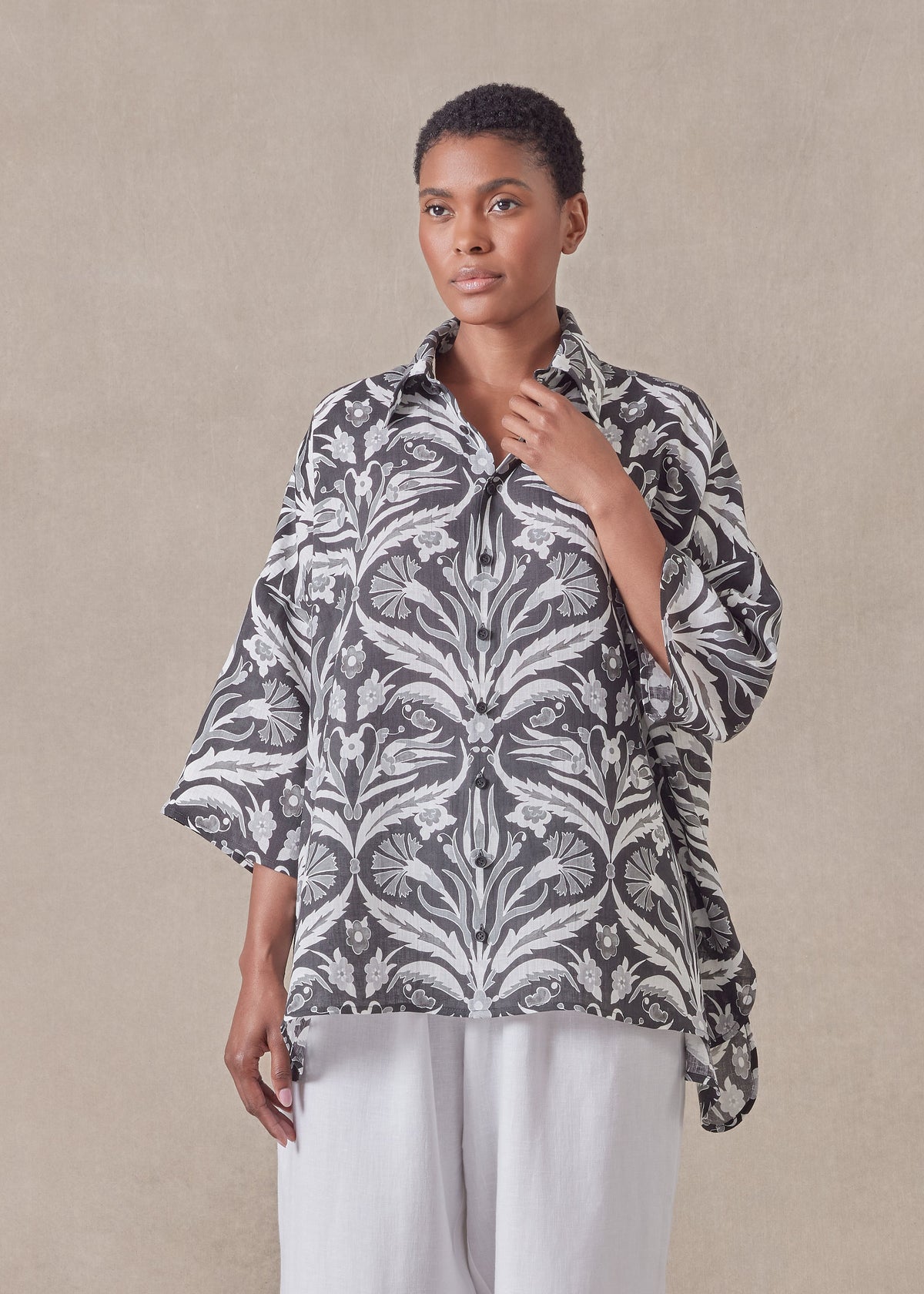 linen sloped shoulder wide a-line short sleeve shirt with collar - mid plus