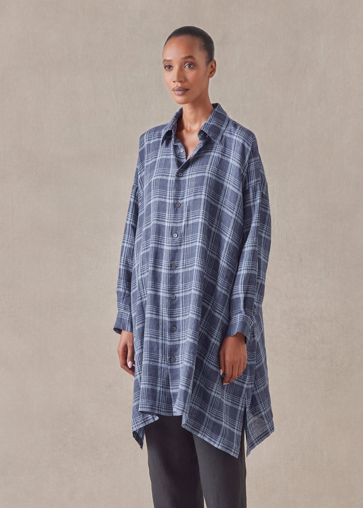 linen wide a-line shirt with collar - very long with slits