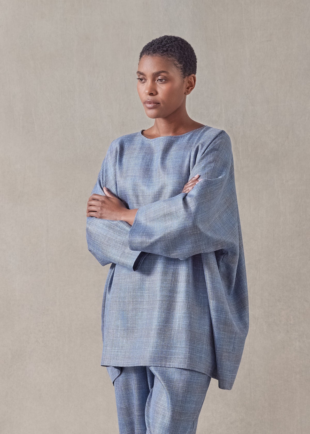 silk linen wool mix boat neck top - long (fadedblue)
