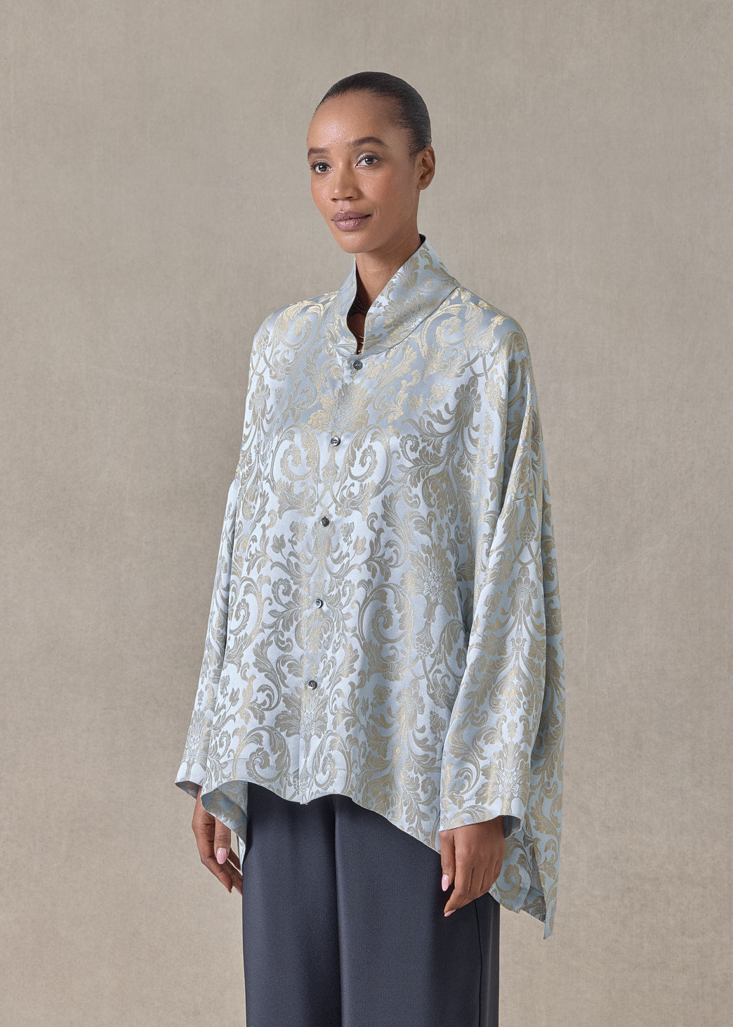 silk mix jacquard wide longer back chinese collar shirt - mid plus (bridgertonblue)