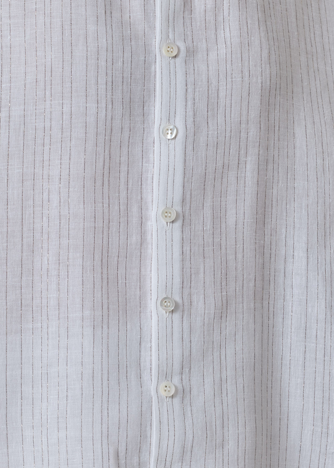 extrafine gold stripe handkerchief linen sloped shoulder wide a-line pleated collar short sleeve shirt - mid (white)