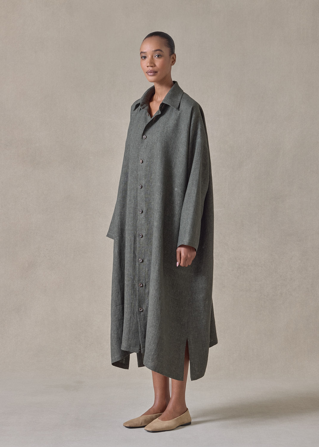 heavyweight delave linen wide a-line shirt dress with collar (olivedark)