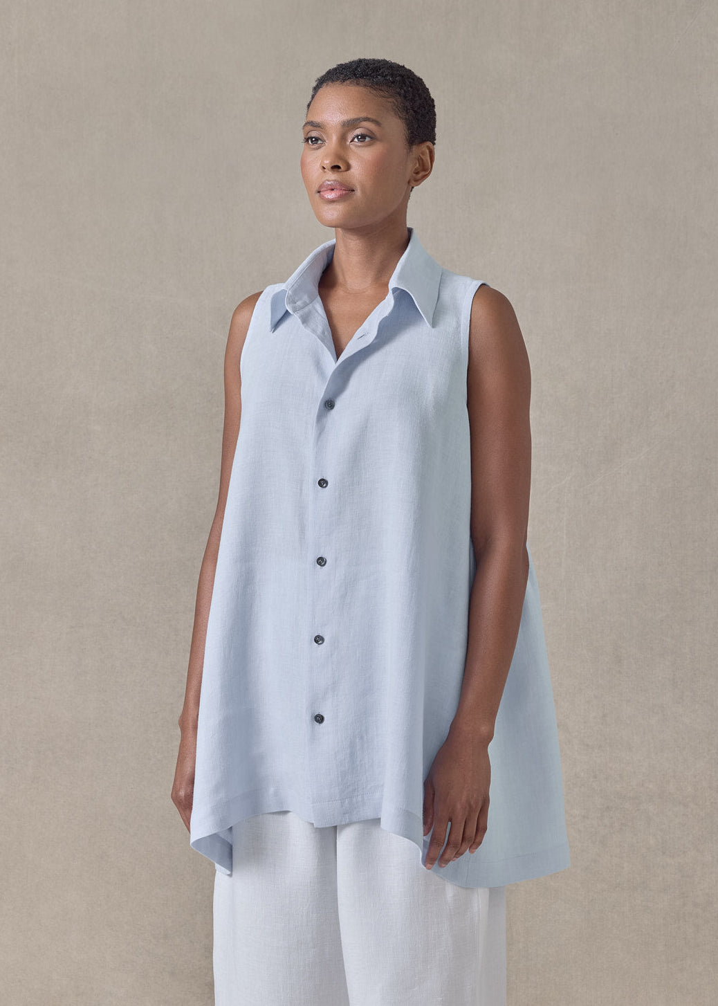 lightweight linen side pleated sleeveless shirt with collar - long (bridgertonblue)