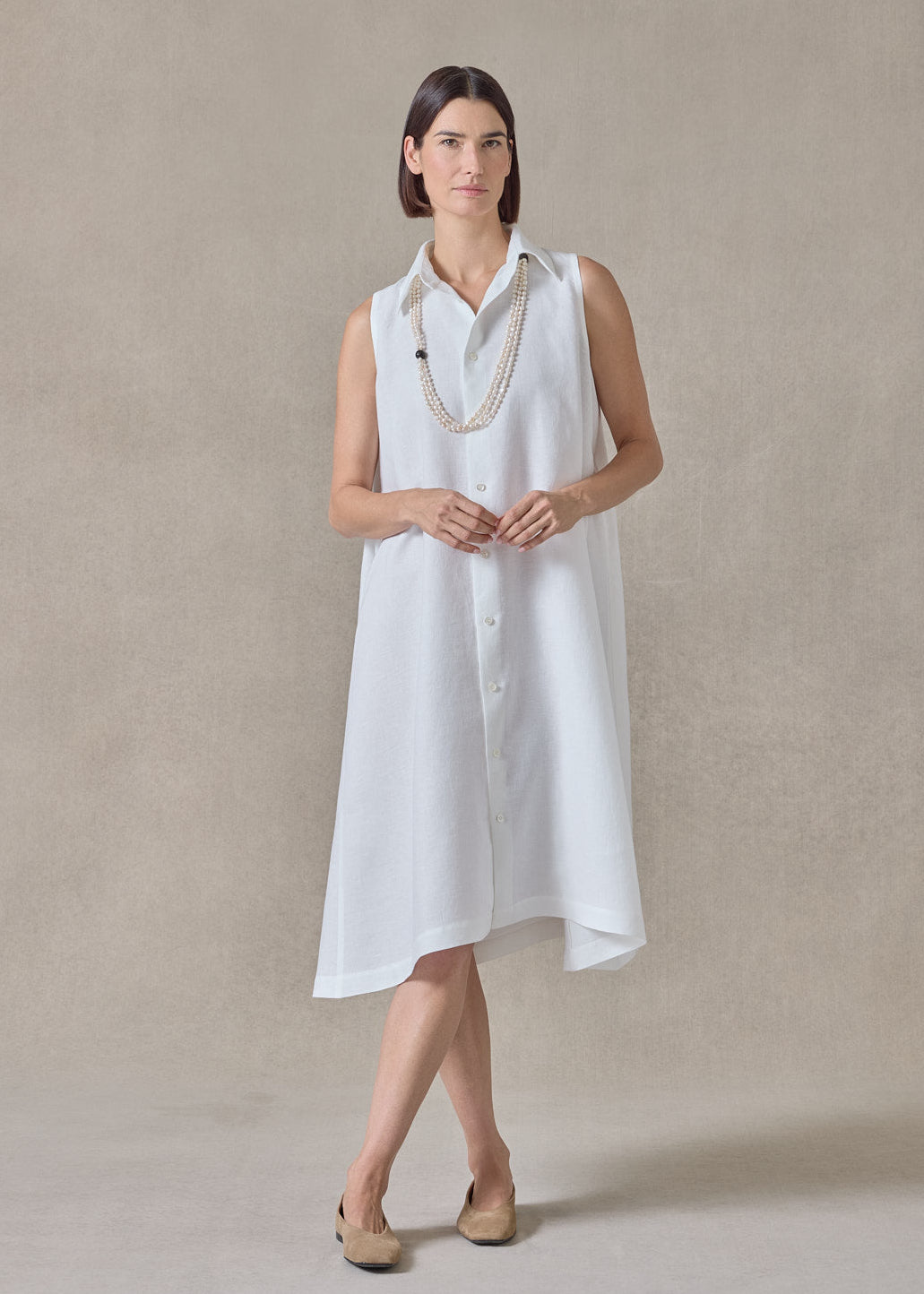 lightweight linen side pleated sleeveless shirt dress with collar (white) White / 2