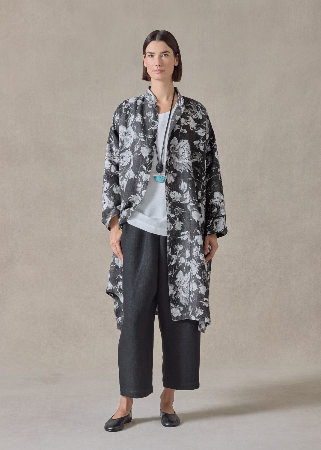 stonewashed linen a-line panelled mandarin jacket coat - 3/4 length (monochrome)