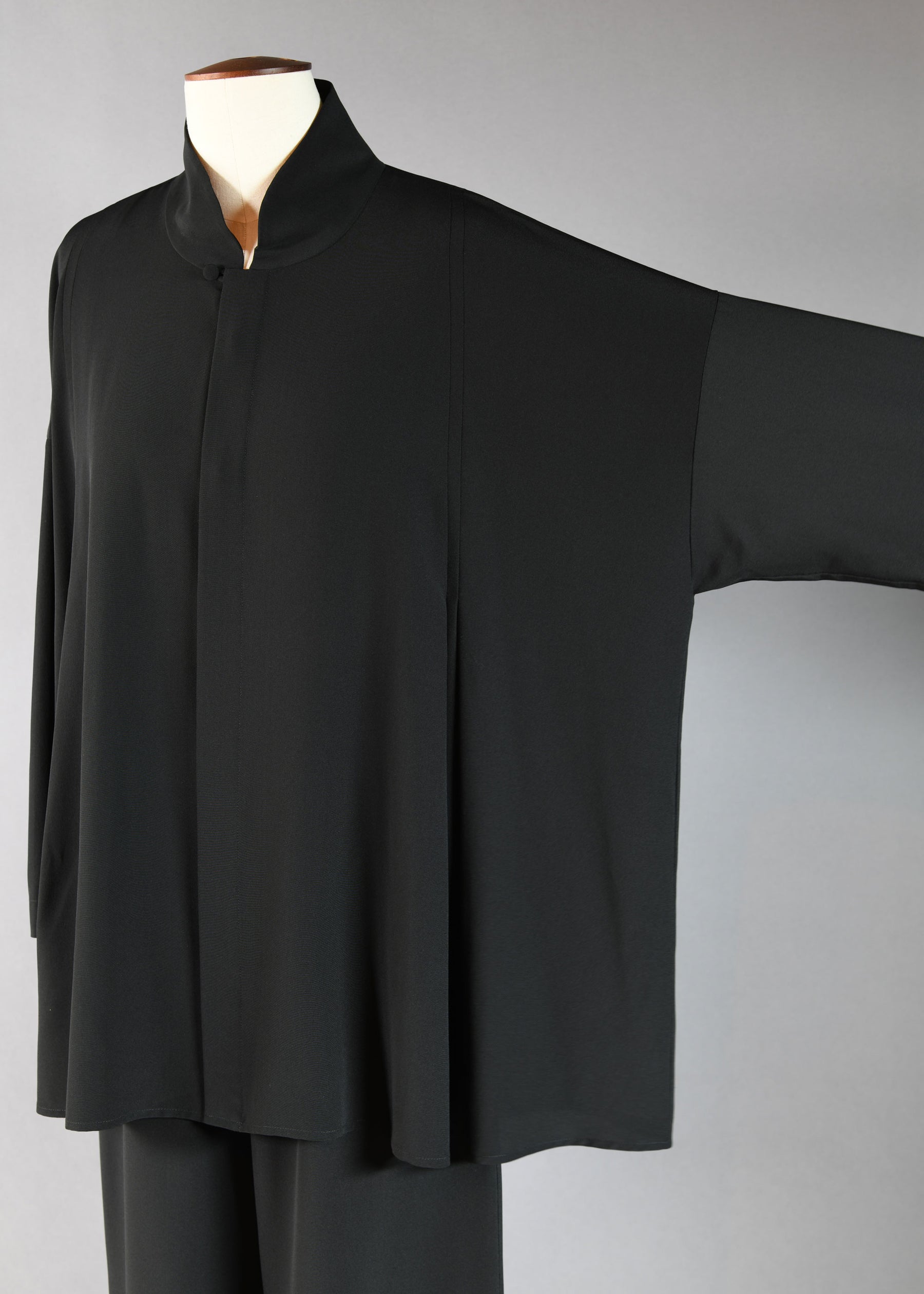 silk pleated shoulder swing shirt w/chinese col - lg pl